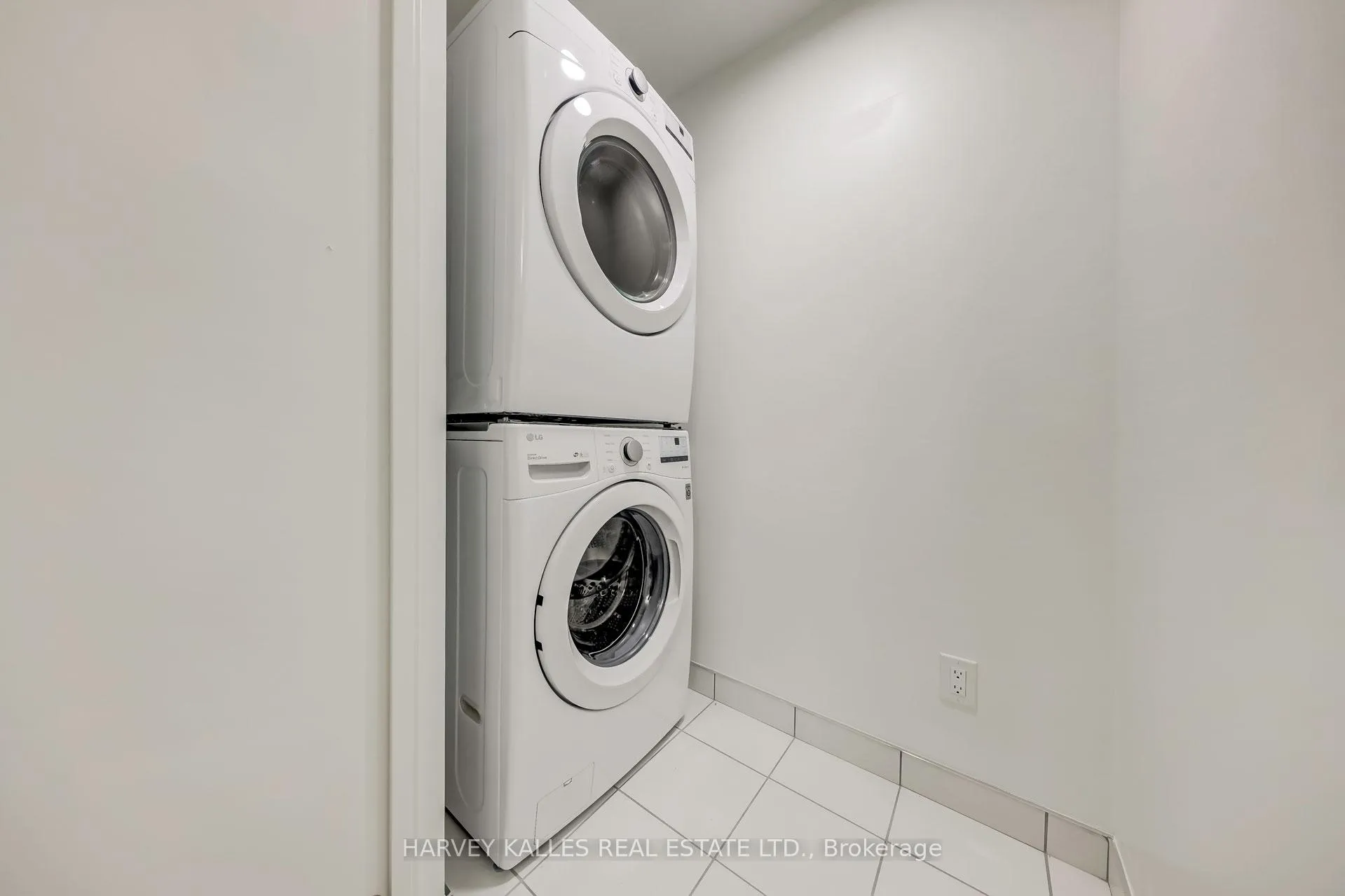 Photo 27 of Unit 1006A, 8119 Birchmount Road, Markham, Unionville — HOMEH