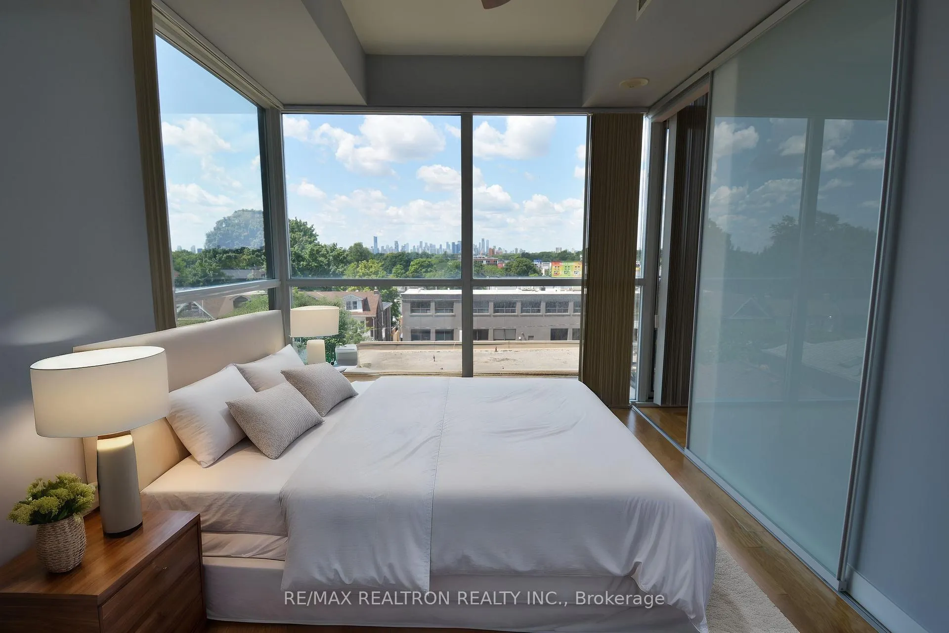 Photo 3 of Unit 417, 2055 Danforth Avenue, Toronto, Woodbine Corridor — HOMEH