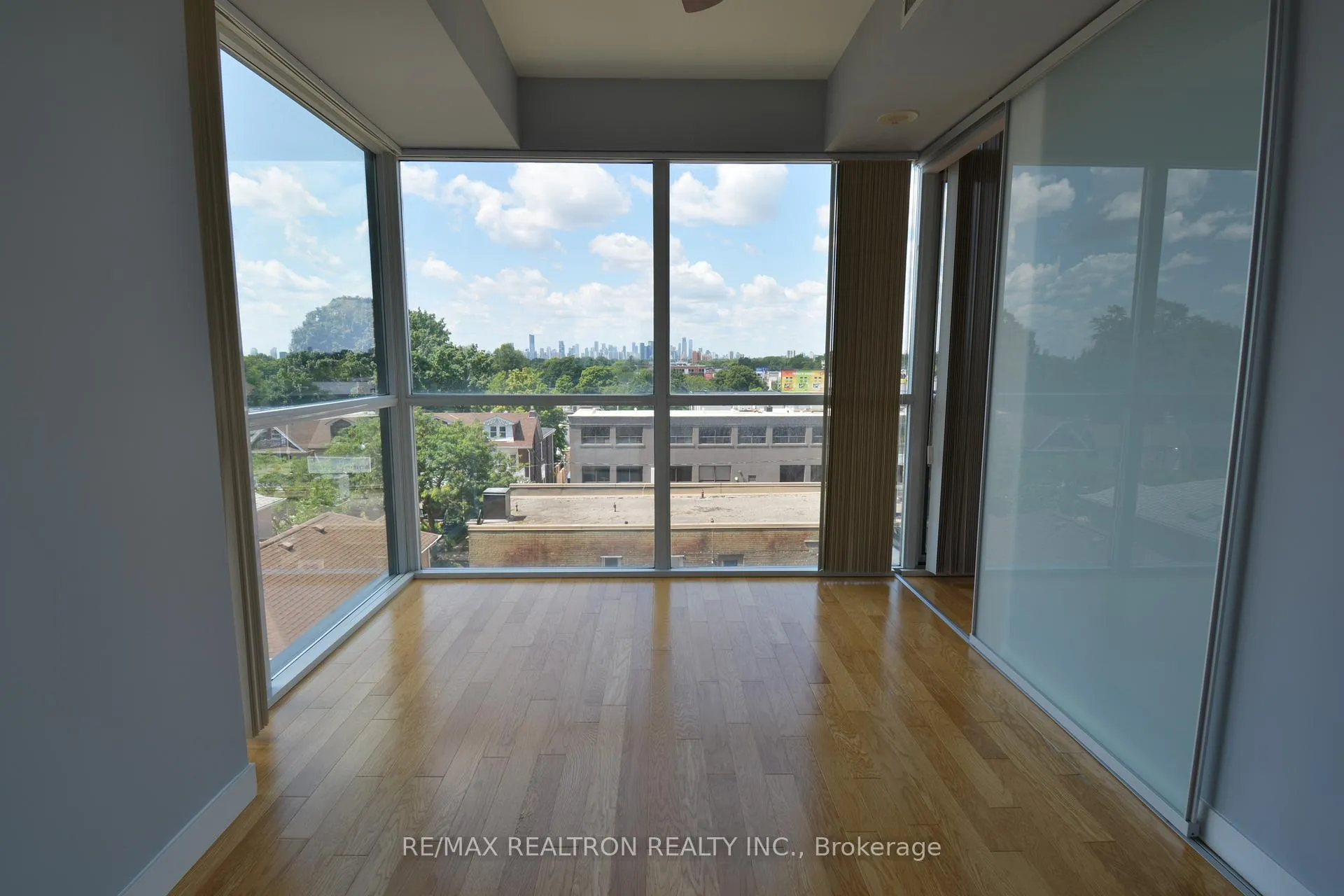 Photo 13 of Unit 417, 2055 Danforth Avenue, Toronto, Woodbine Corridor — HOMEH