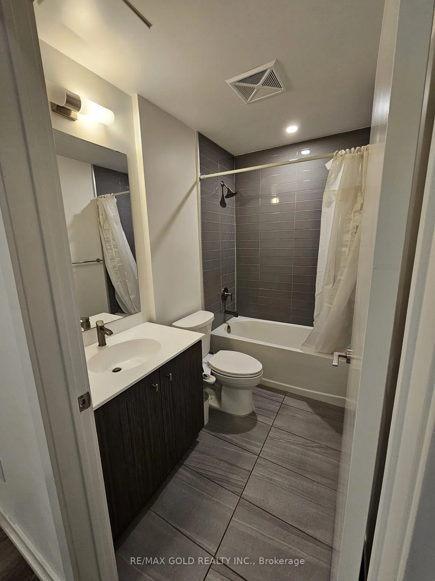 Photo 9 of Unit 511, 5 Wellington Street S, Kitchener — HOMEH