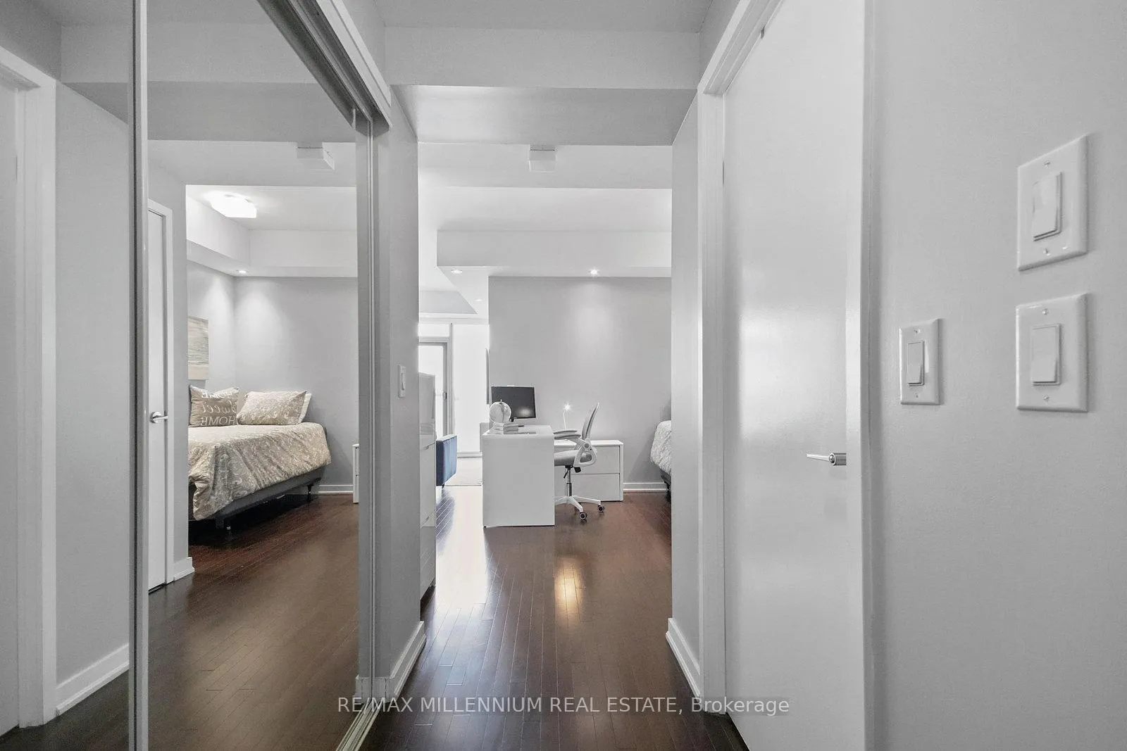 Photo 2 of Unit 6006, 14 York Street, Toronto, Waterfront Communities — HOMEH