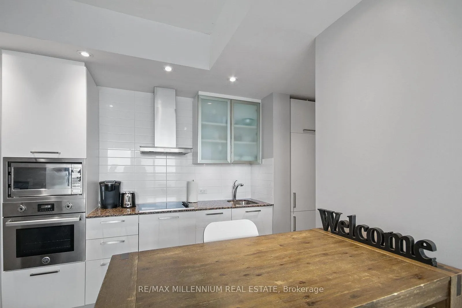 Photo 7 of Unit 6006, 14 York Street, Toronto, Waterfront Communities — HOMEH