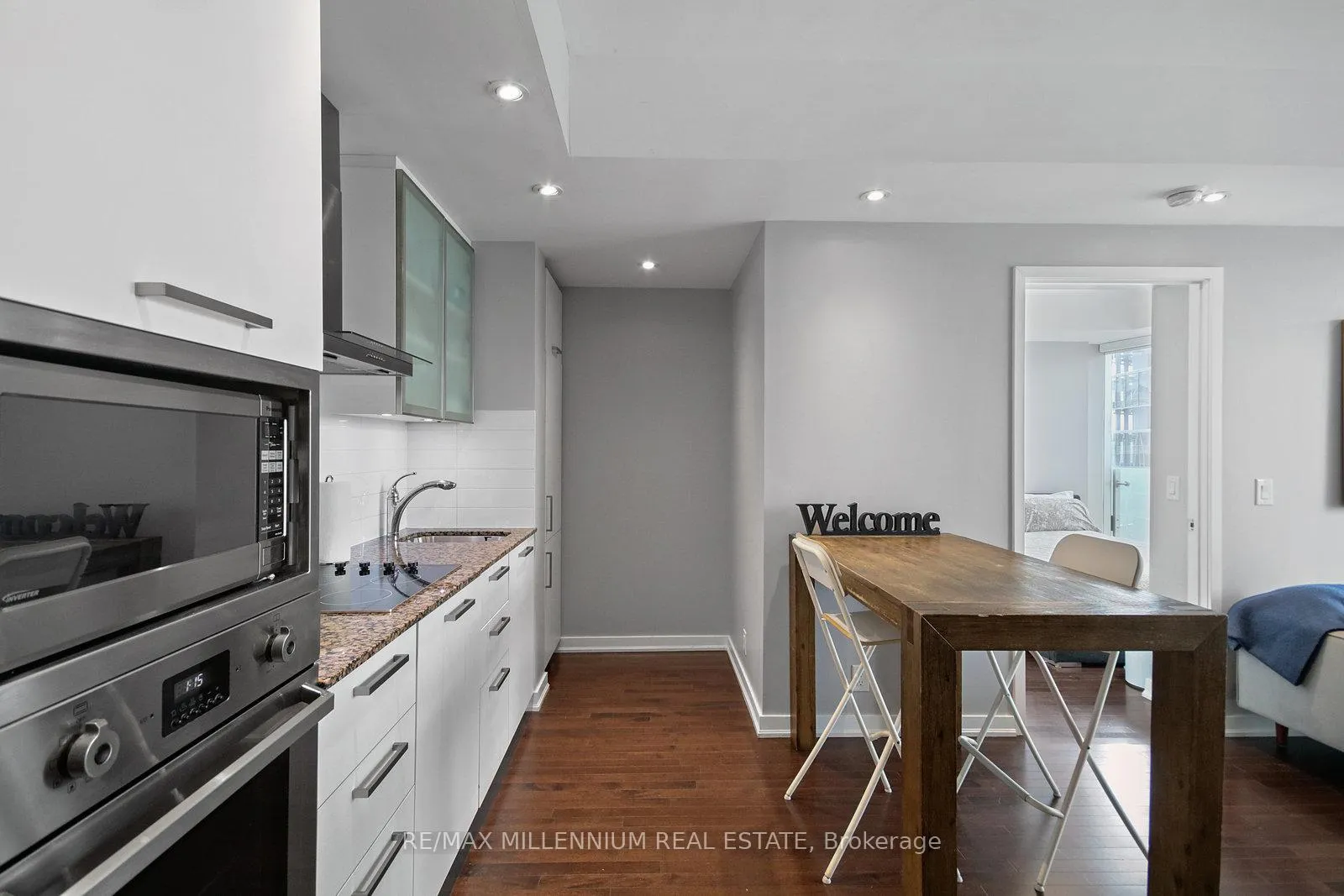 Photo 9 of Unit 6006, 14 York Street, Toronto, Waterfront Communities — HOMEH