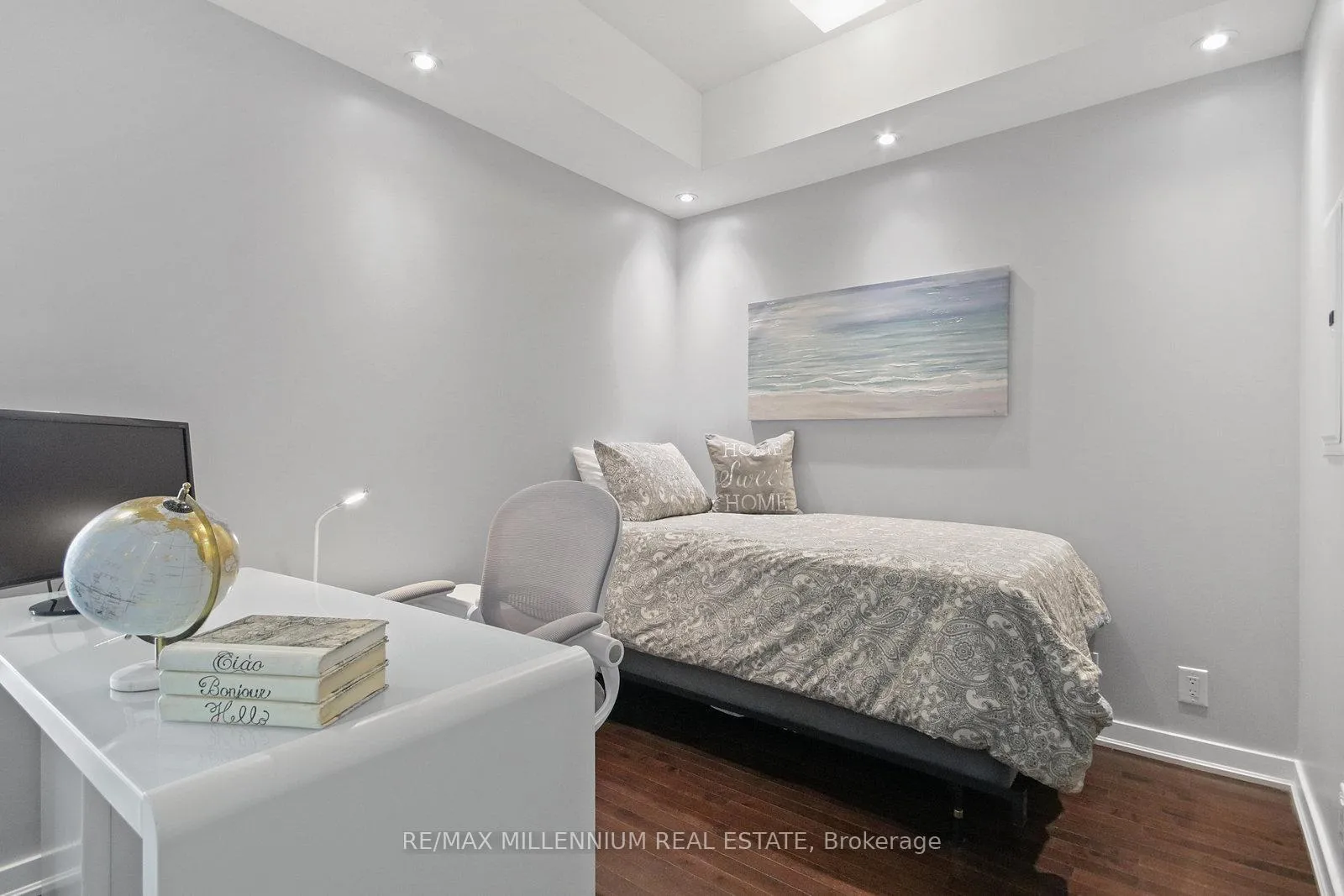 Photo 11 of Unit 6006, 14 York Street, Toronto, Waterfront Communities — HOMEH