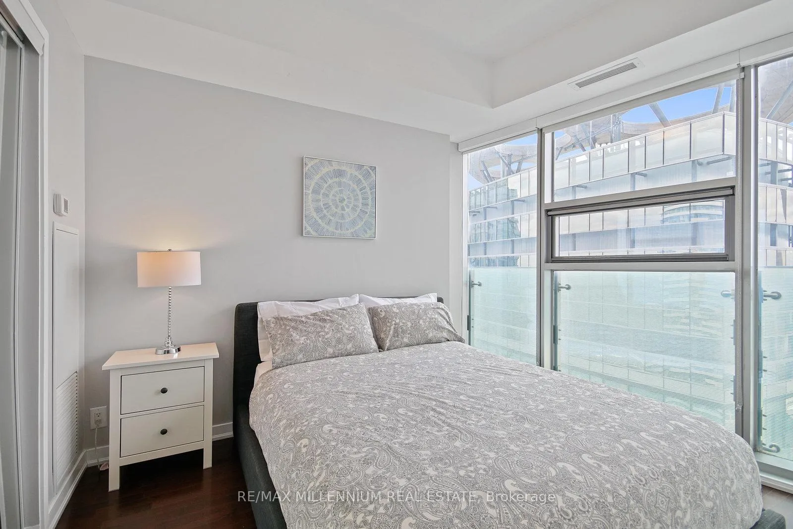 Photo 14 of Unit 6006, 14 York Street, Toronto, Waterfront Communities — HOMEH