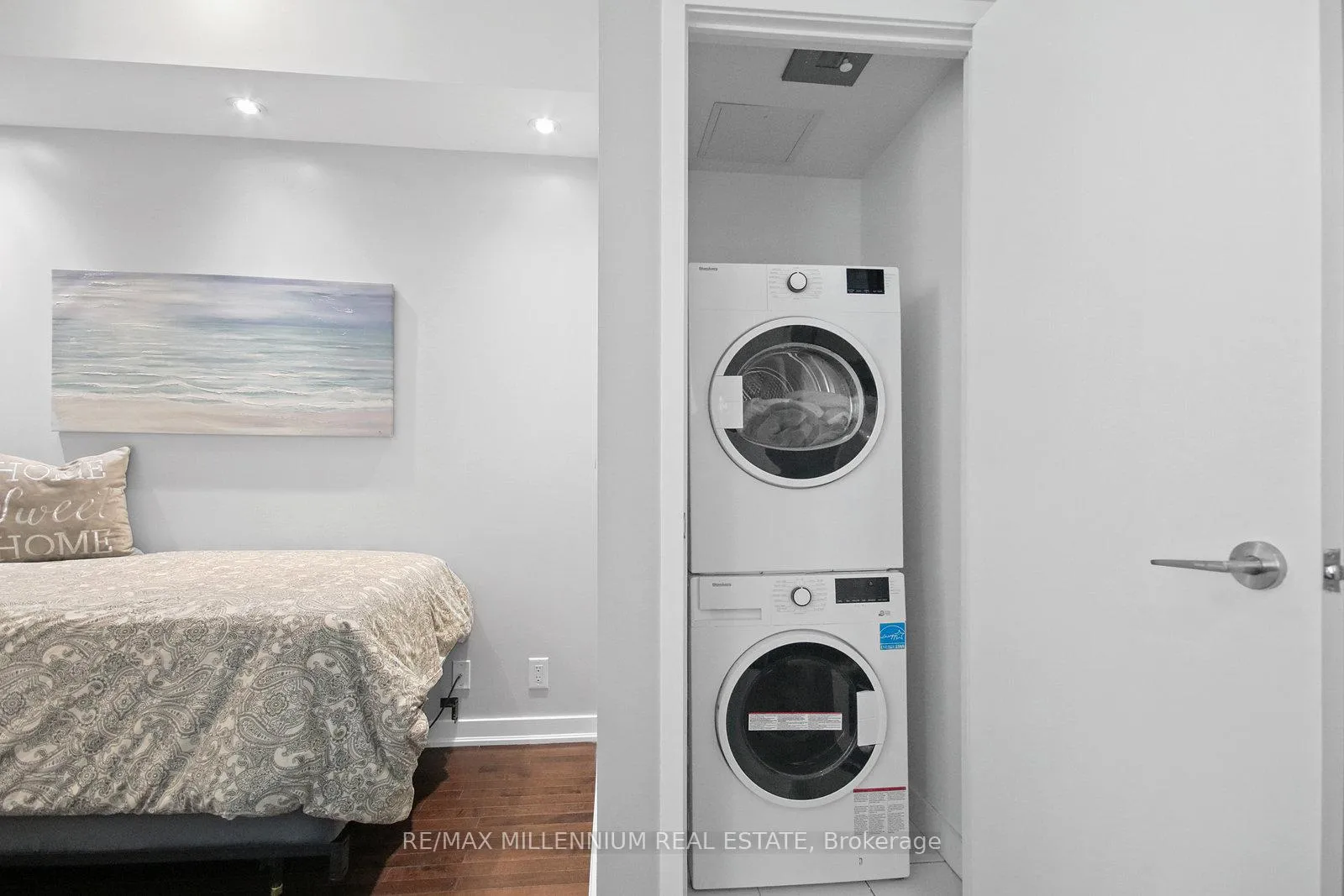 Photo 20 of Unit 6006, 14 York Street, Toronto, Waterfront Communities — HOMEH