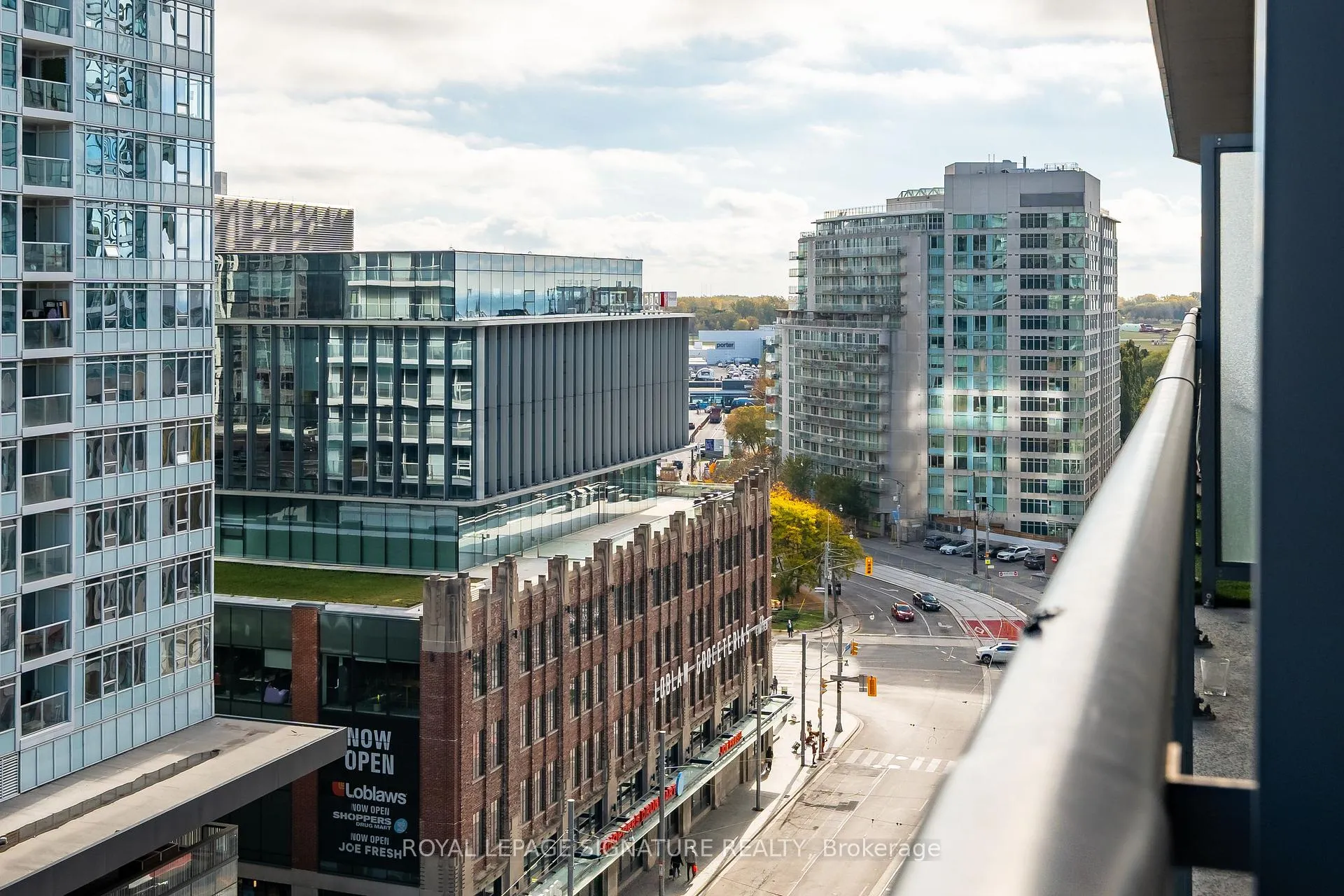Photo 18 of Unit 1106, 20 Bruyeres Mews, Toronto, Niagara — HOMEH