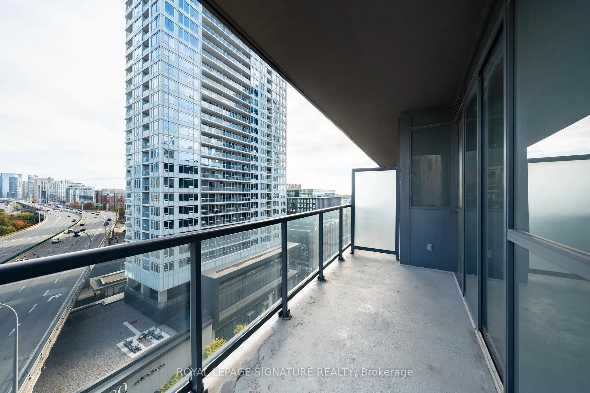 Photo 22 of Unit 1106, 20 Bruyeres Mews, Toronto, Niagara — HOMEH