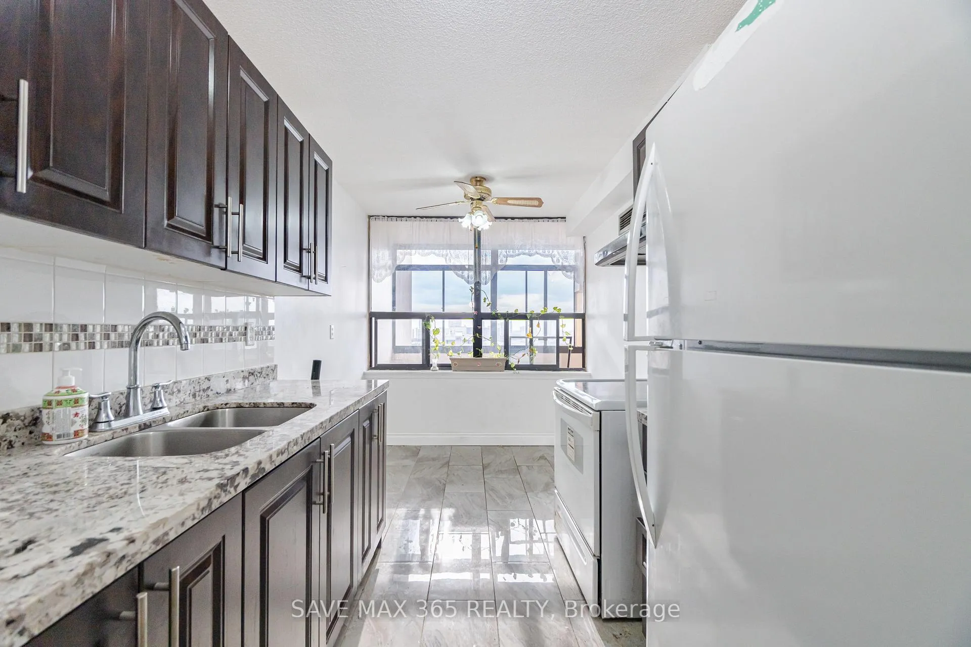Photo 16 of Unit 1704, 18 Knightsbridge Road, Brampton, Queen Street Corridor — HOMEH