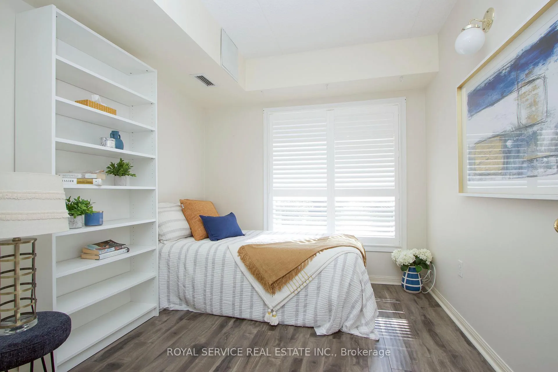 Photo 17 of Unit 212, 95 Wellington Street, Clarington, Bowmanville — HOMEH
