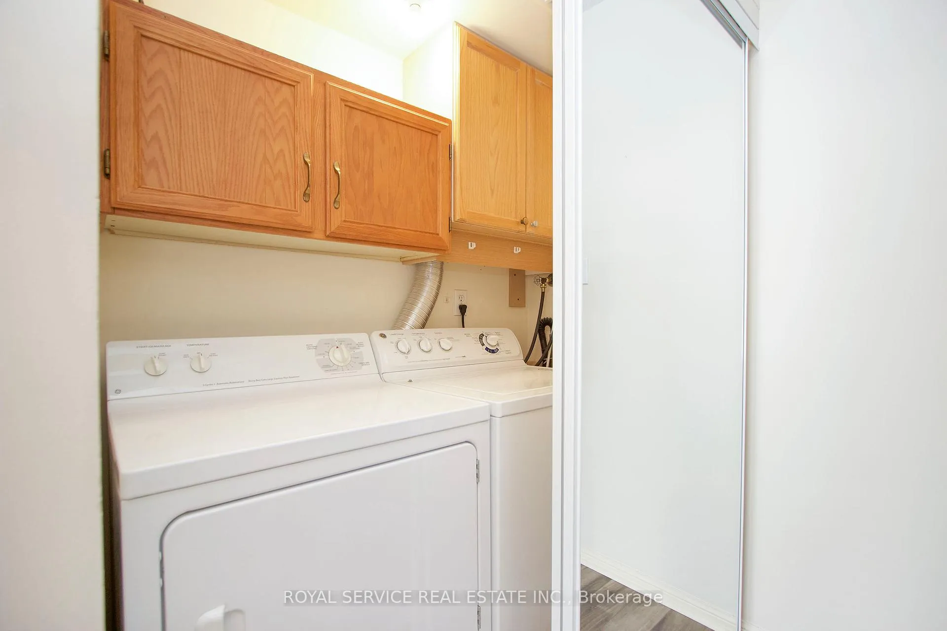 Photo 18 of Unit 212, 95 Wellington Street, Clarington, Bowmanville — HOMEH