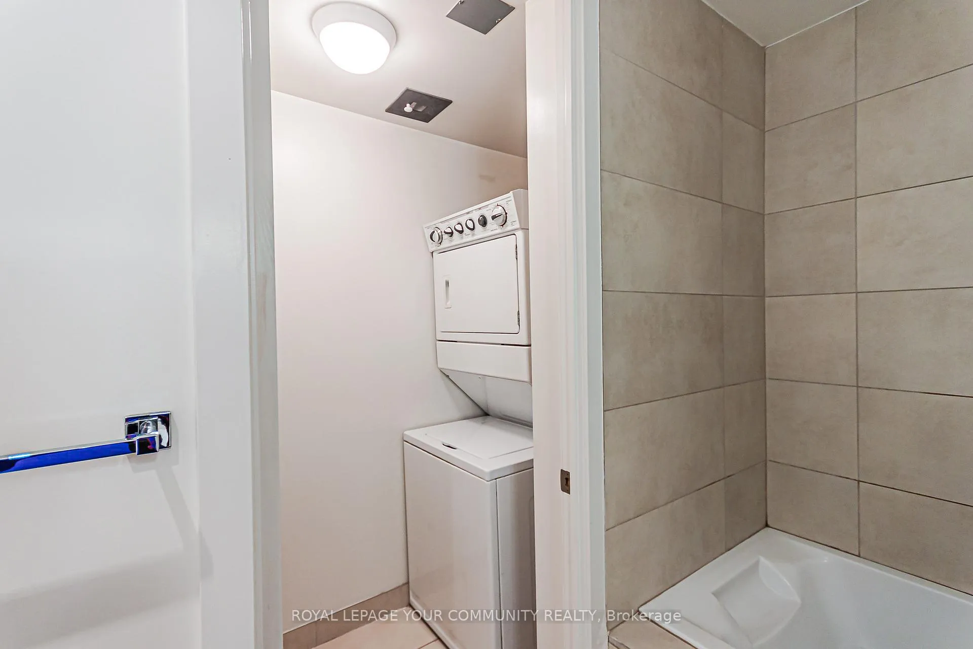 Photo 17 of Unit 621, 95 Bathurst Street, Toronto, Niagara — HOMEH