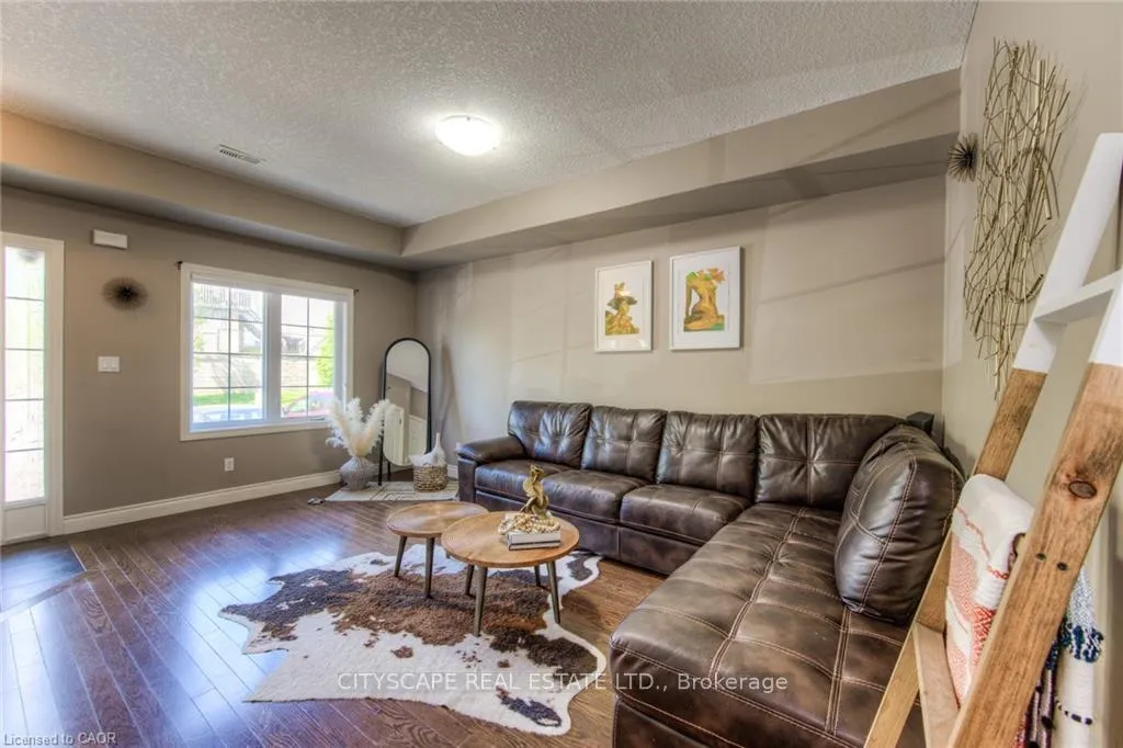 Photo 10 of Unit 4A, 38 Howe Drive, Kitchener — HOMEH