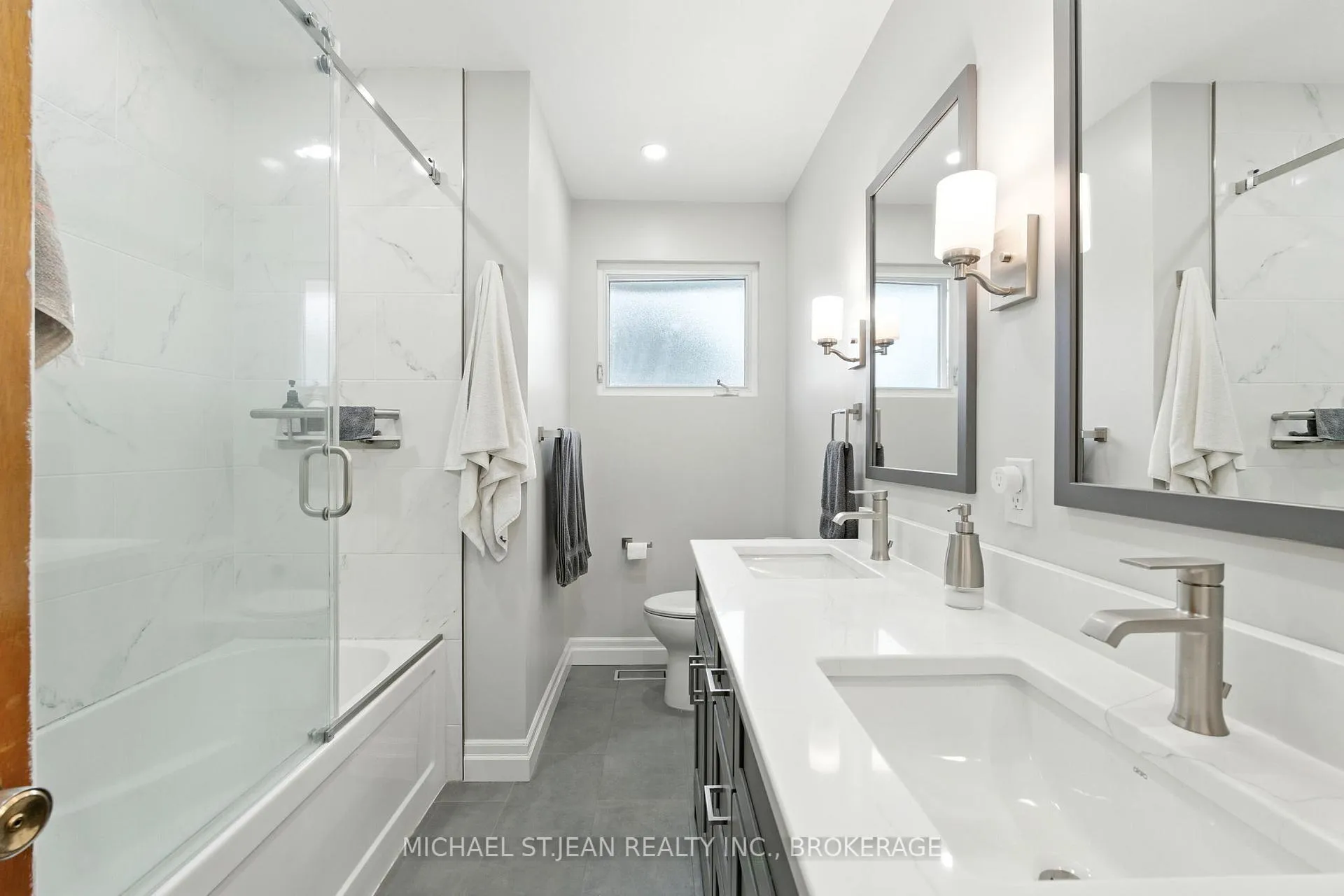 Photo 26 of 20 Woodside Drive, Hamilton, Sherwood — HOMEH