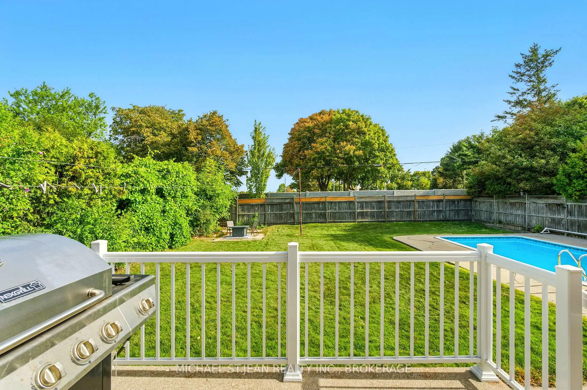 Photo 39 of 20 Woodside Drive, Hamilton, Sherwood — HOMEH