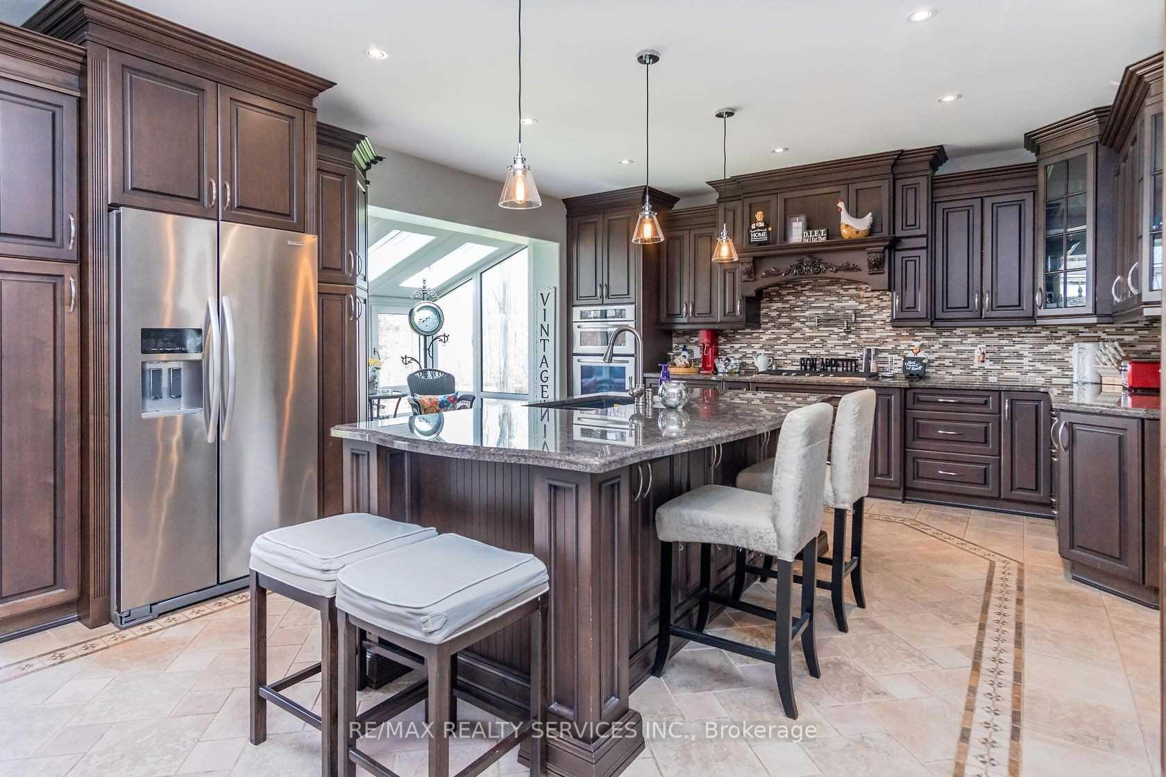 Photo 8 of 4032 Boston Mills Road, Caledon, Rural Caledon — HOMEH