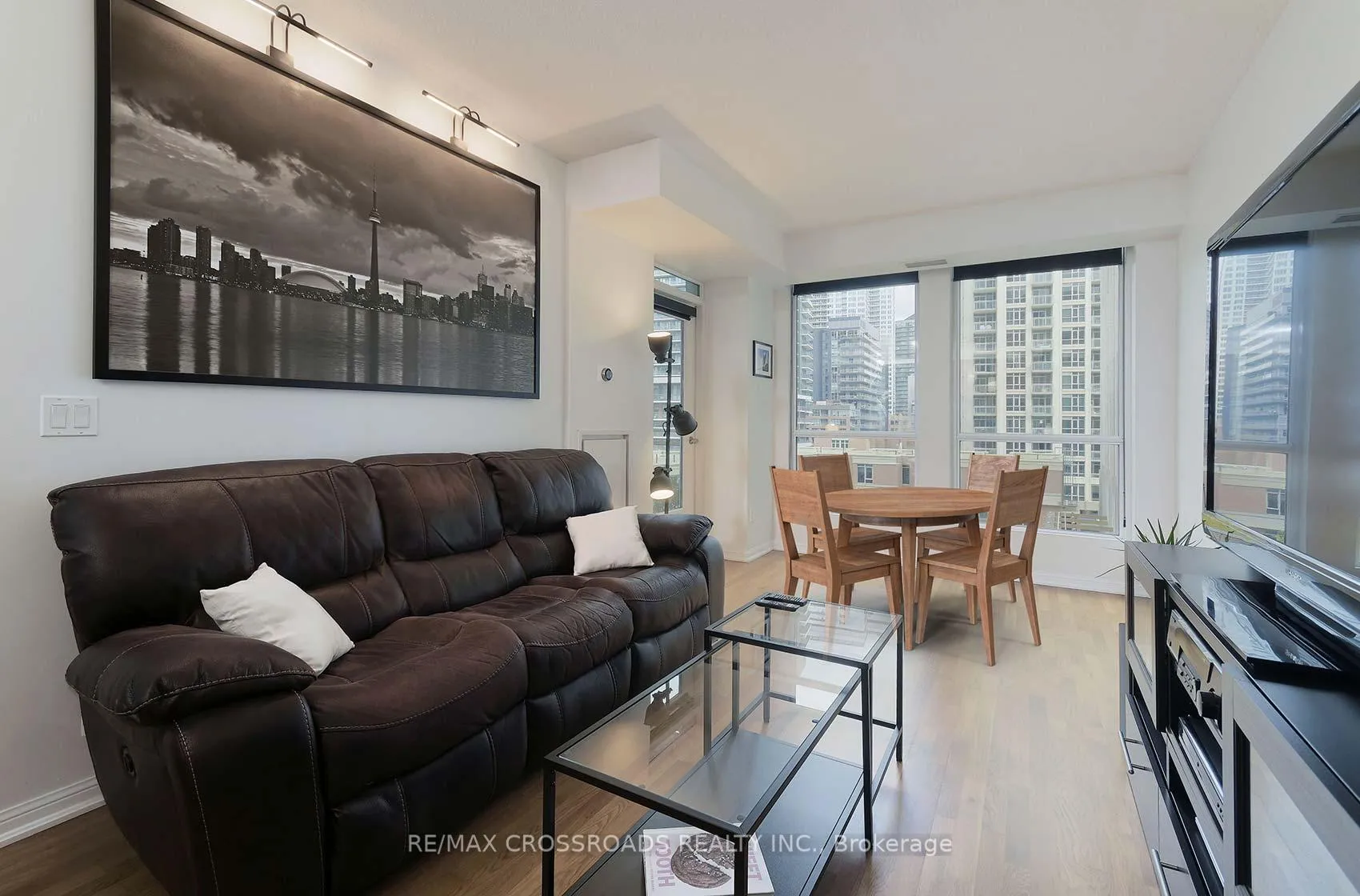 Photo 7 of Unit 510, 628 Fleet Street, Toronto, Niagara — HOMEH