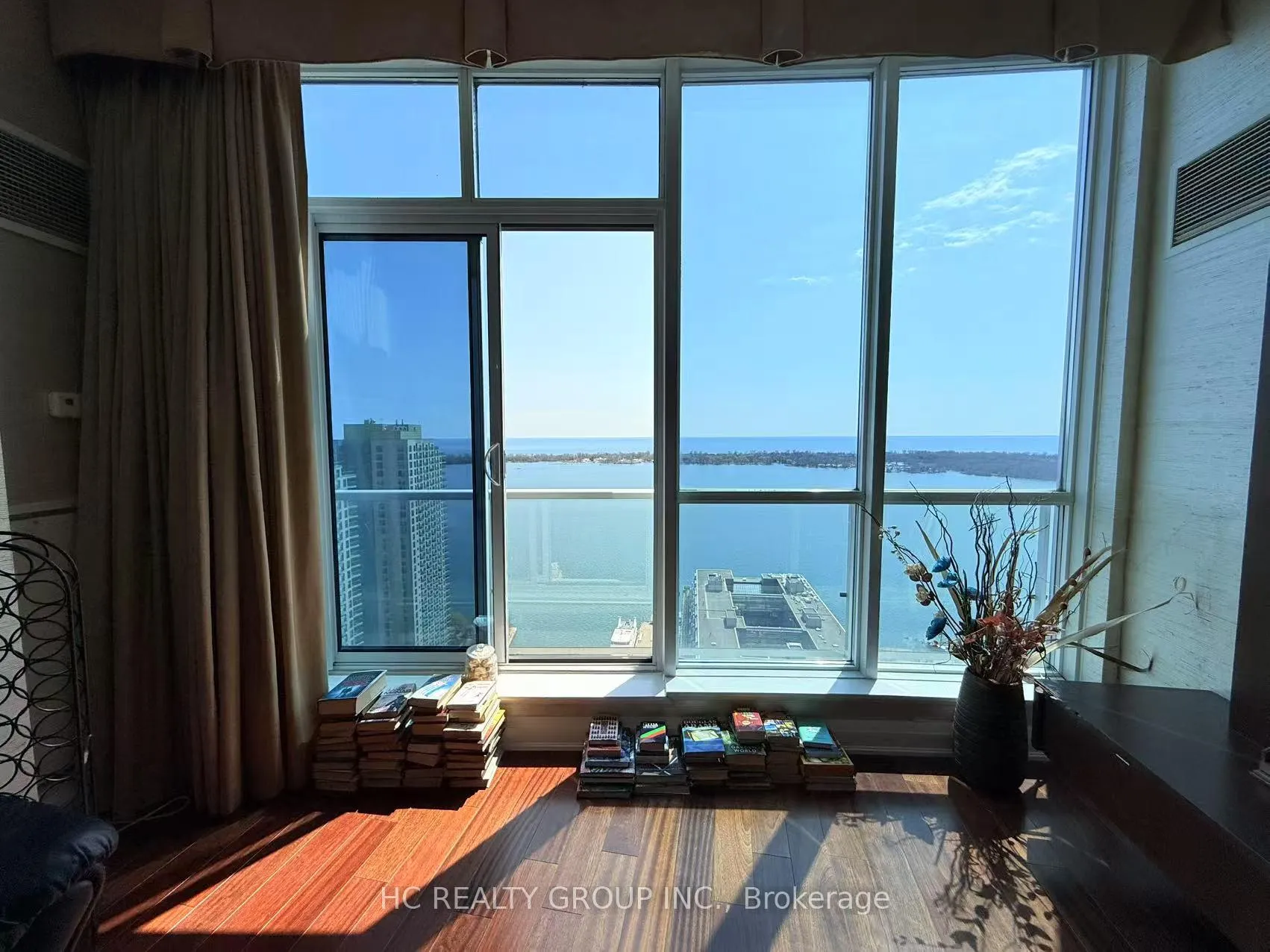 Photo 6 of Unit PH4, 8 York Street, Toronto, Waterfront Communities — HOMEH