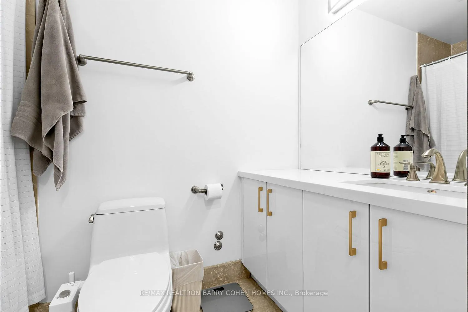 Photo 17 of Unit 501, 55 Delisle Avenue, Toronto, Yonge-St. Clair — HOMEH