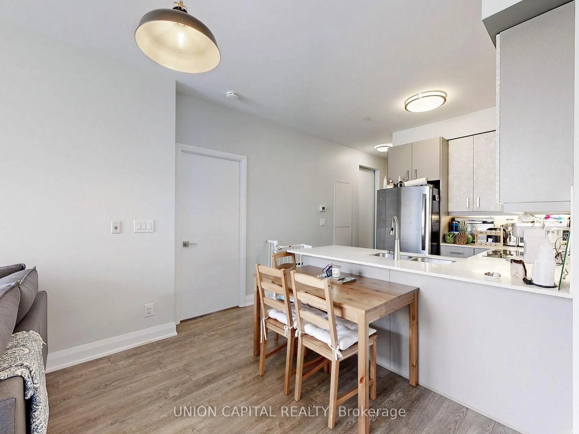 Photo 6 of Unit 109, 28 Uptown Drive, Markham, Unionville — HOMEH