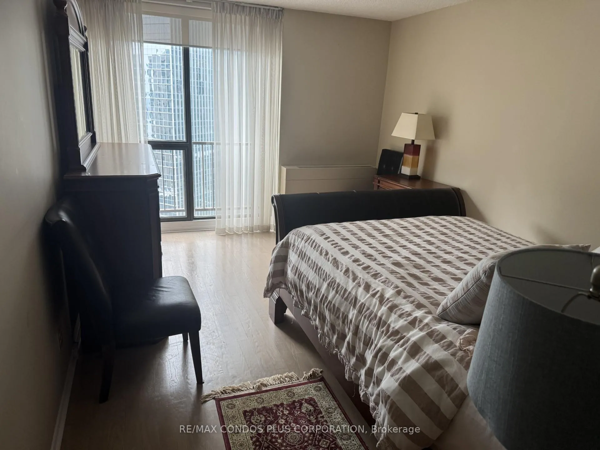 Photo 6 of Unit 3221, 33 Harbour Square, Toronto, Waterfront Communities — HOMEH