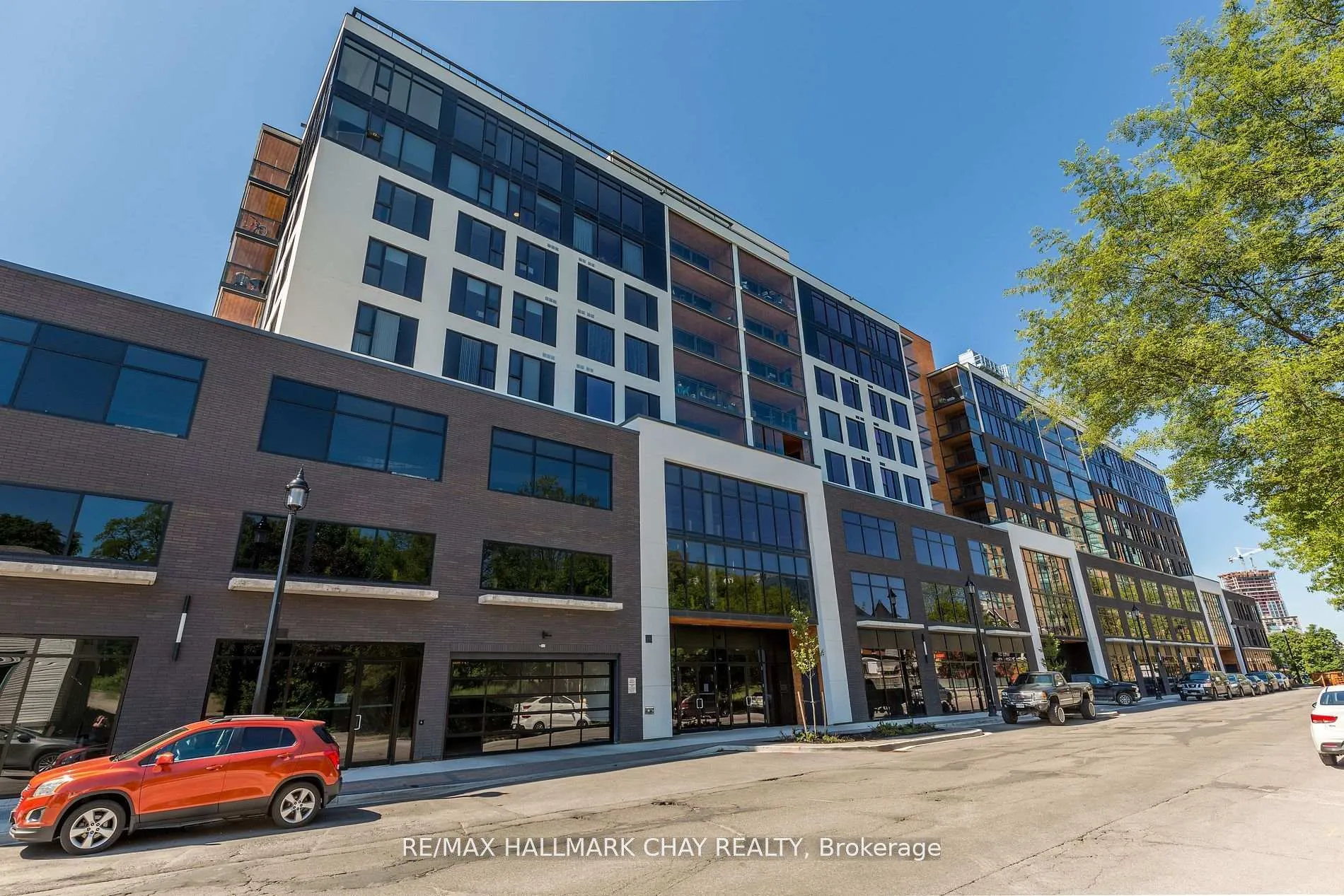 Front of Unit 515, 185 Dunlop Street