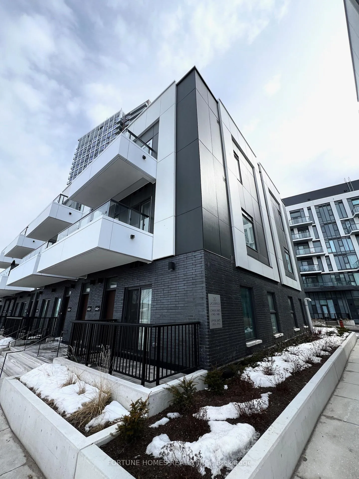 Front of Unit 8, 30 Lagerfeld Drive