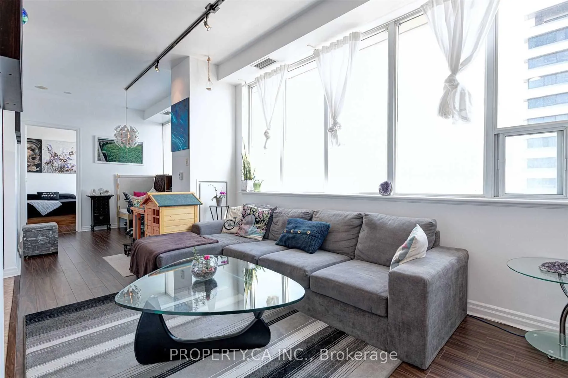Photo 6 of Unit LPH01, 797 Don Mills Road, Toronto, Flemingdon Park — HOMEH