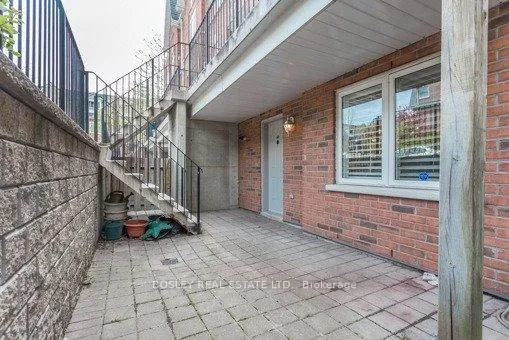 Photo 2 of Unit 302, 3 Shank Street, Toronto, Niagara — HOMEH