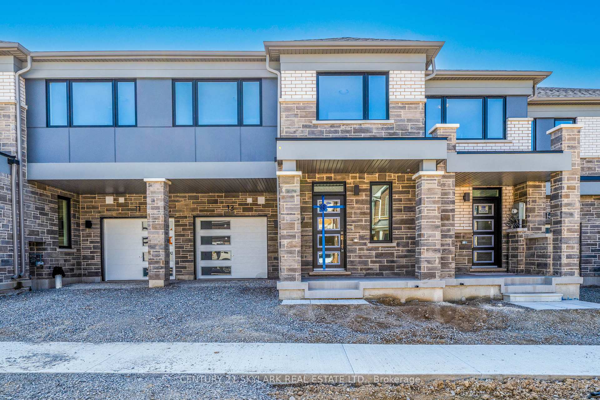 Front of 13 Vinewood Crescent