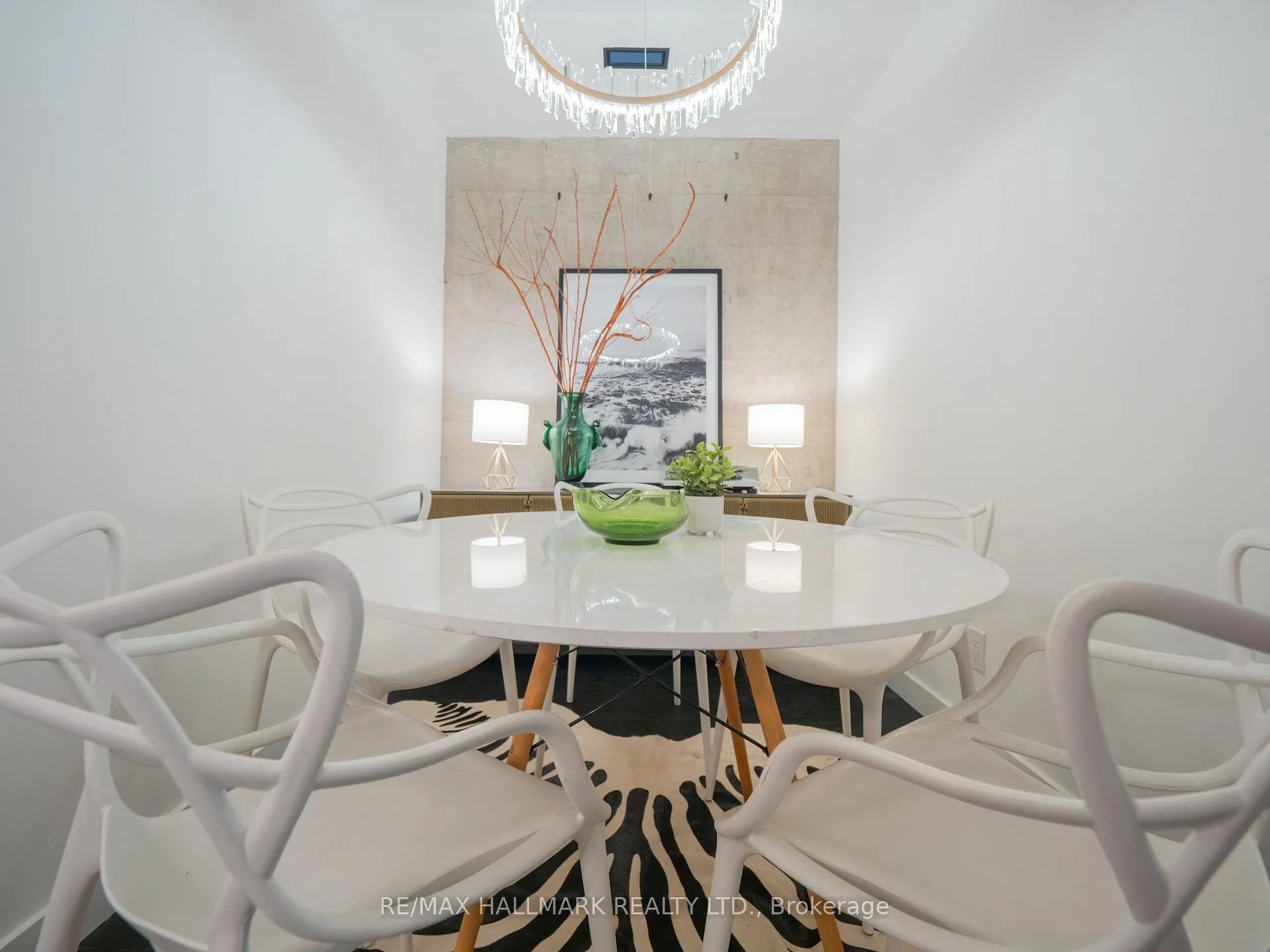 Photo 12 of Unit 526, 90 Broadview Avenue, Toronto, South Riverdale — HOMEH