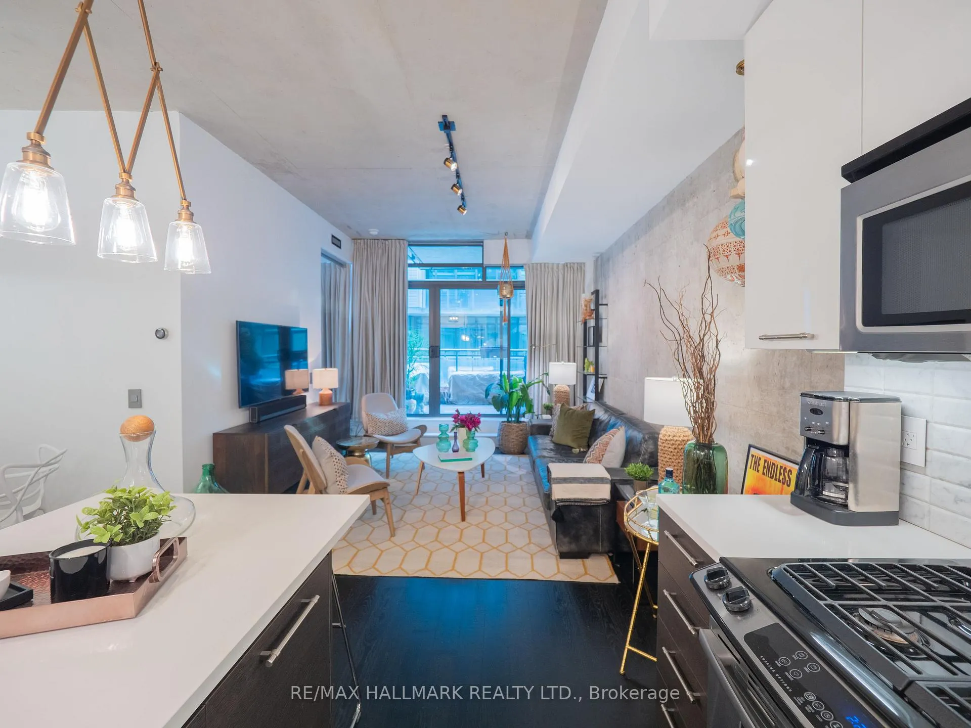 Photo 15 of Unit 526, 90 Broadview Avenue, Toronto, South Riverdale — HOMEH