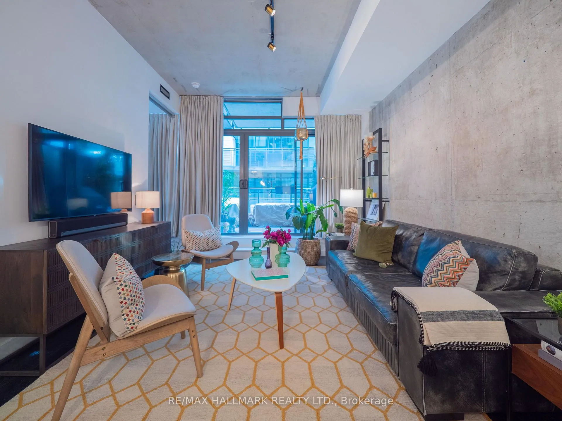 Photo 16 of Unit 526, 90 Broadview Avenue, Toronto, South Riverdale — HOMEH