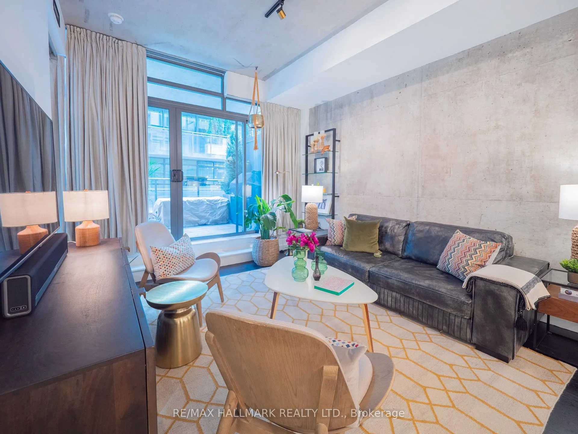 Photo 18 of Unit 526, 90 Broadview Avenue, Toronto, South Riverdale — HOMEH