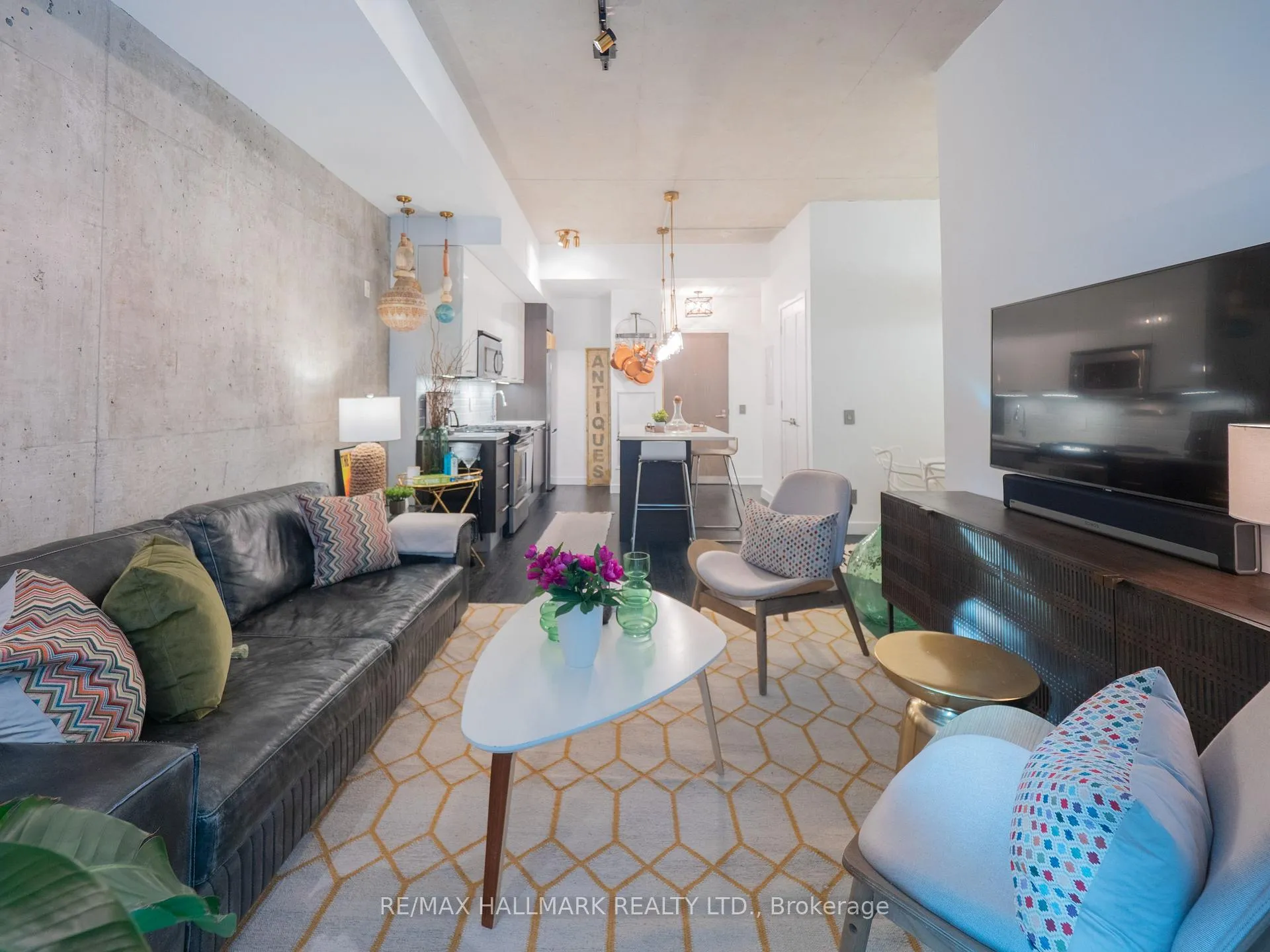 Photo 20 of Unit 526, 90 Broadview Avenue, Toronto, South Riverdale — HOMEH