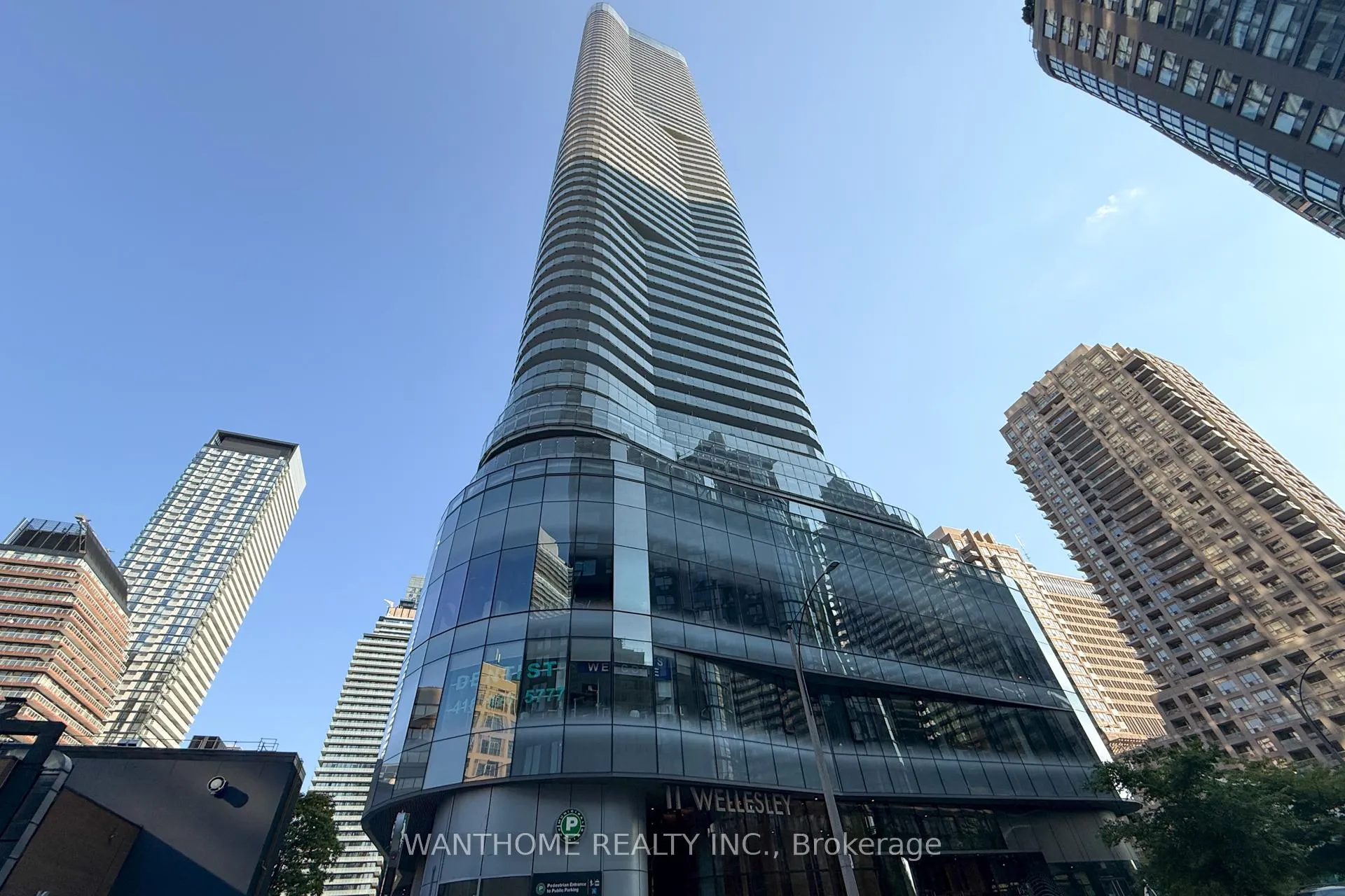 Front of Unit 1607, 11 Wellesley Street W
