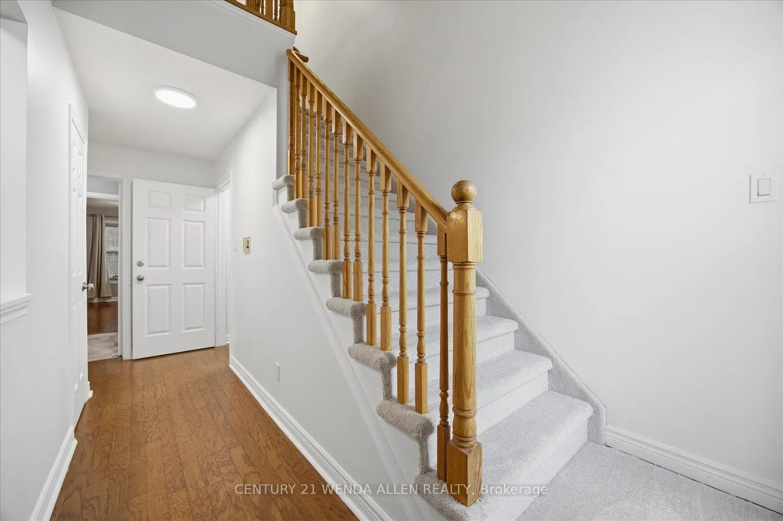 Photo 12 of Unit D16, 1663 Nash Road, Clarington, Courtice — HOMEH