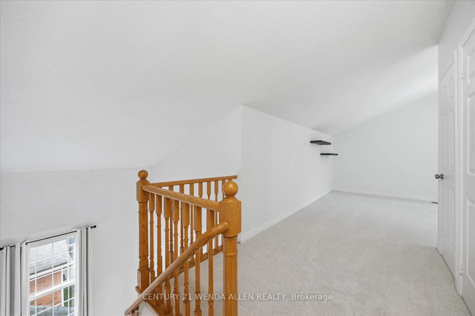 Photo 23 of Unit D16, 1663 Nash Road, Clarington, Courtice — HOMEH