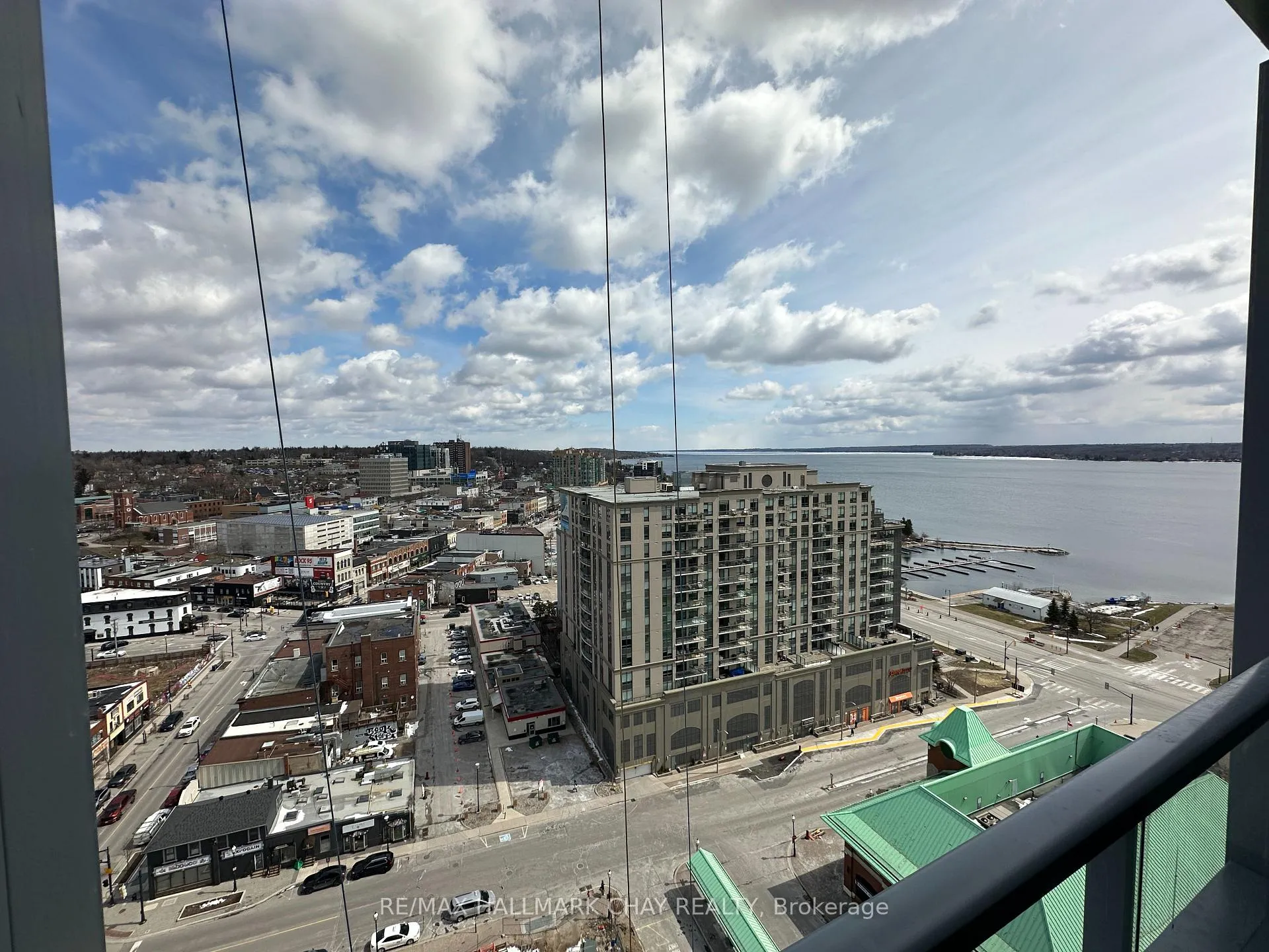 Photo 15 of Unit 1506, 39 Mary Street, Barrie, City Centre — HOMEH
