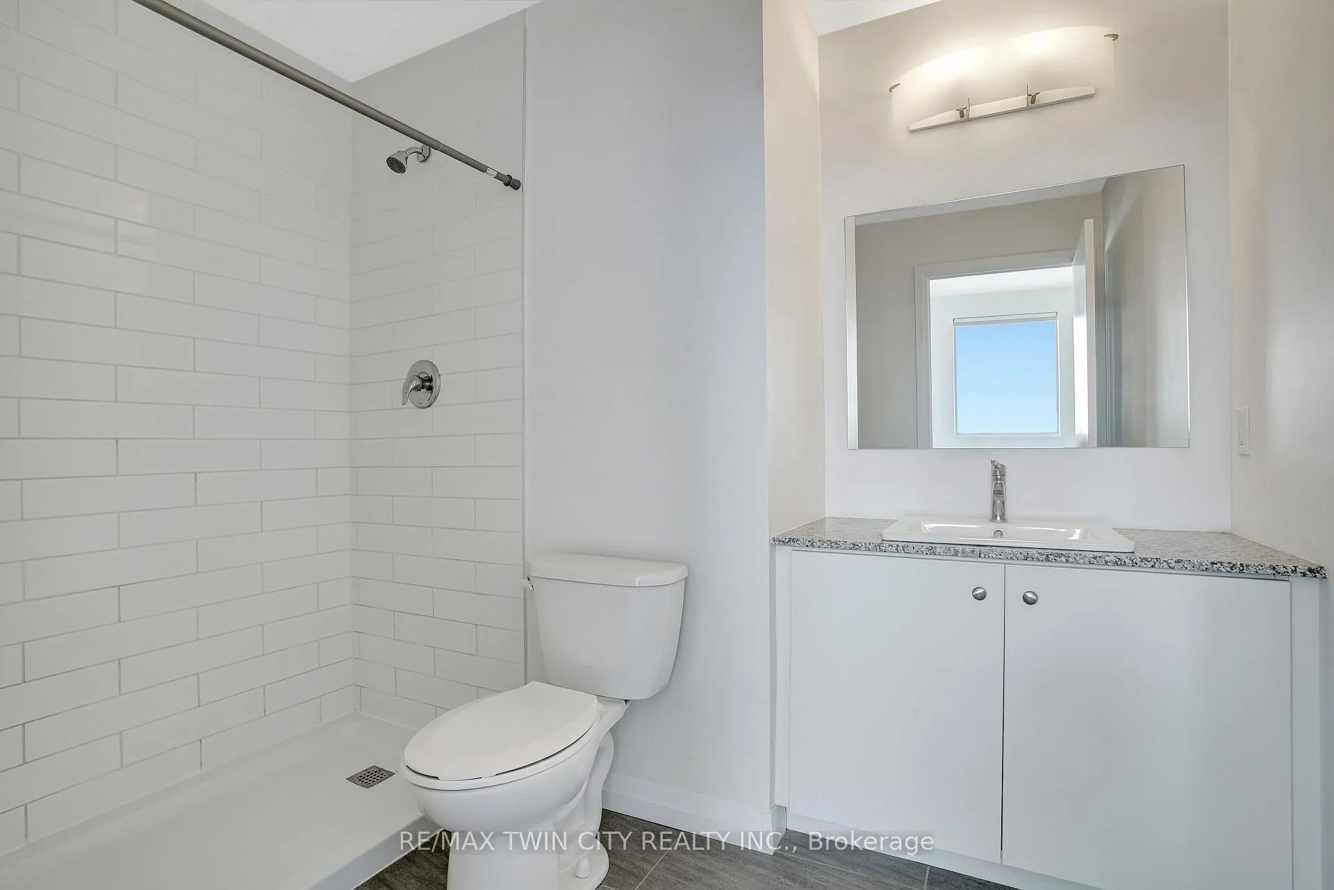 Photo 23 of Unit 1009, 104 Garment Street, Kitchener, City Commercial Core — HOMEH