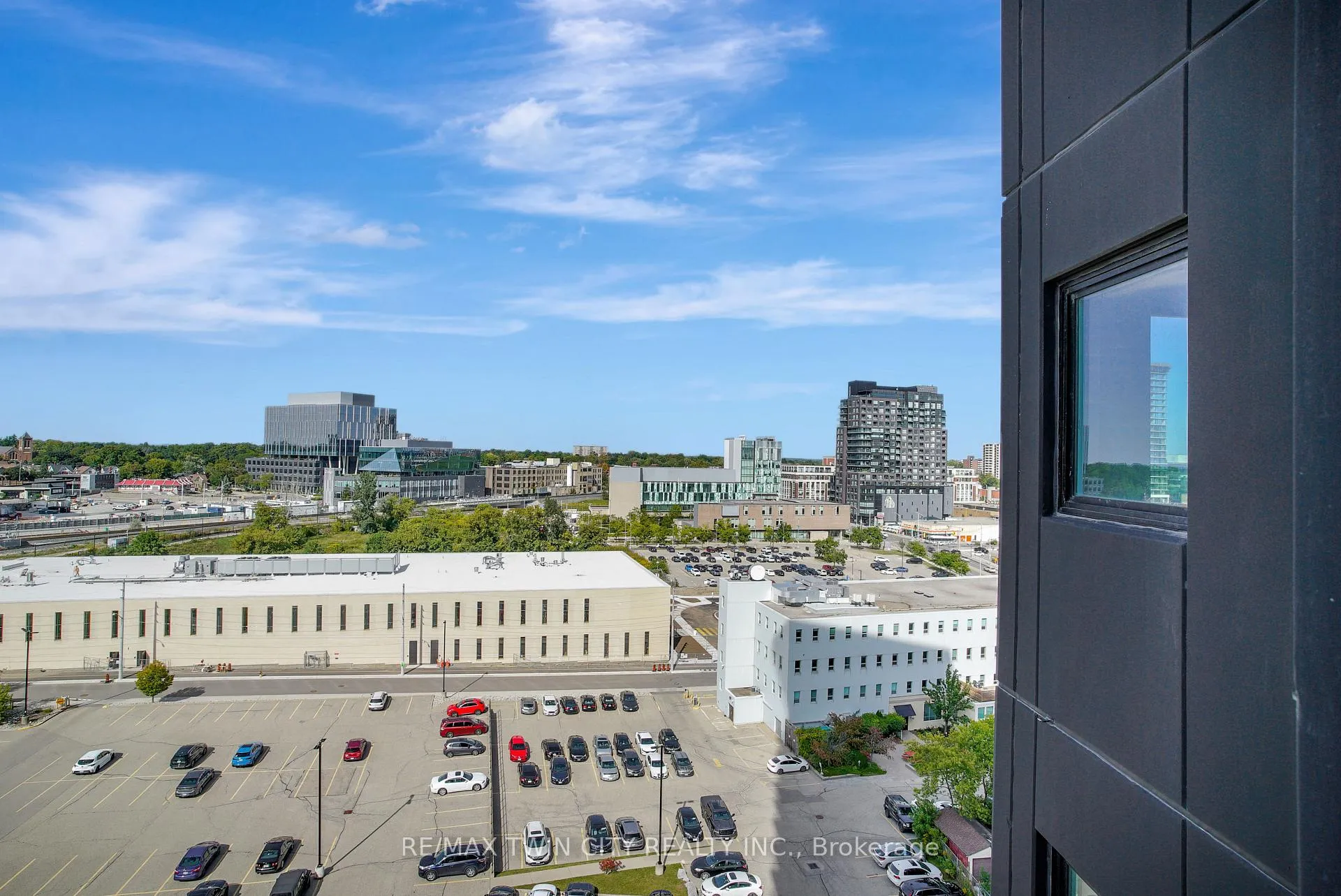Photo 26 of Unit 1009, 104 Garment Street, Kitchener, City Commercial Core — HOMEH