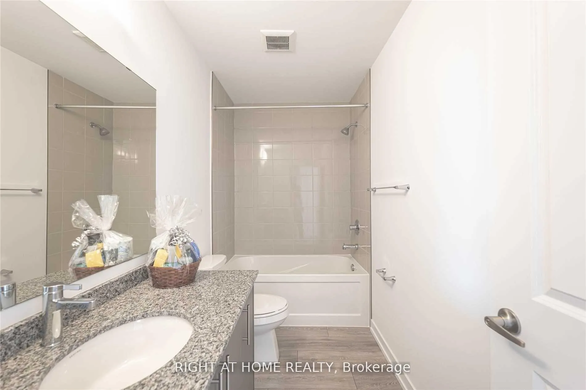 Photo 9 of Unit 197, 205 West Oak Terrace N, Kitchener, Rosenburg — HOMEH