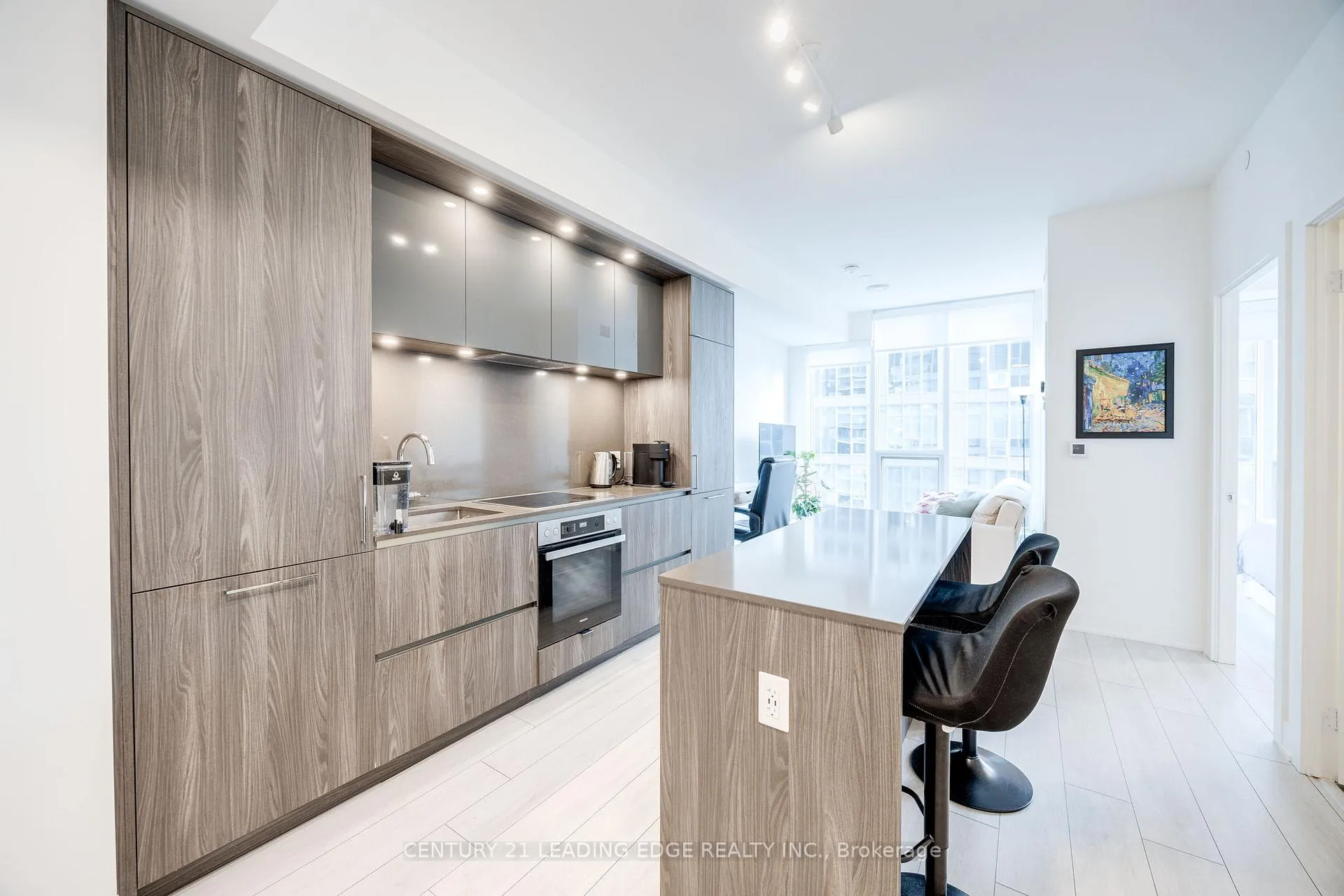 Photo 4 of Unit 1615, 35 Mercer Street, Toronto, Waterfront Communities — HOMEH