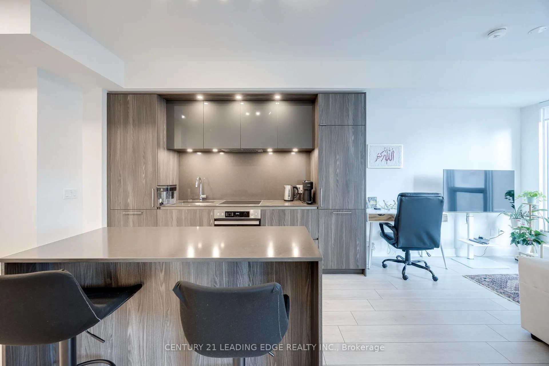 Photo 5 of Unit 1615, 35 Mercer Street, Toronto, Waterfront Communities — HOMEH