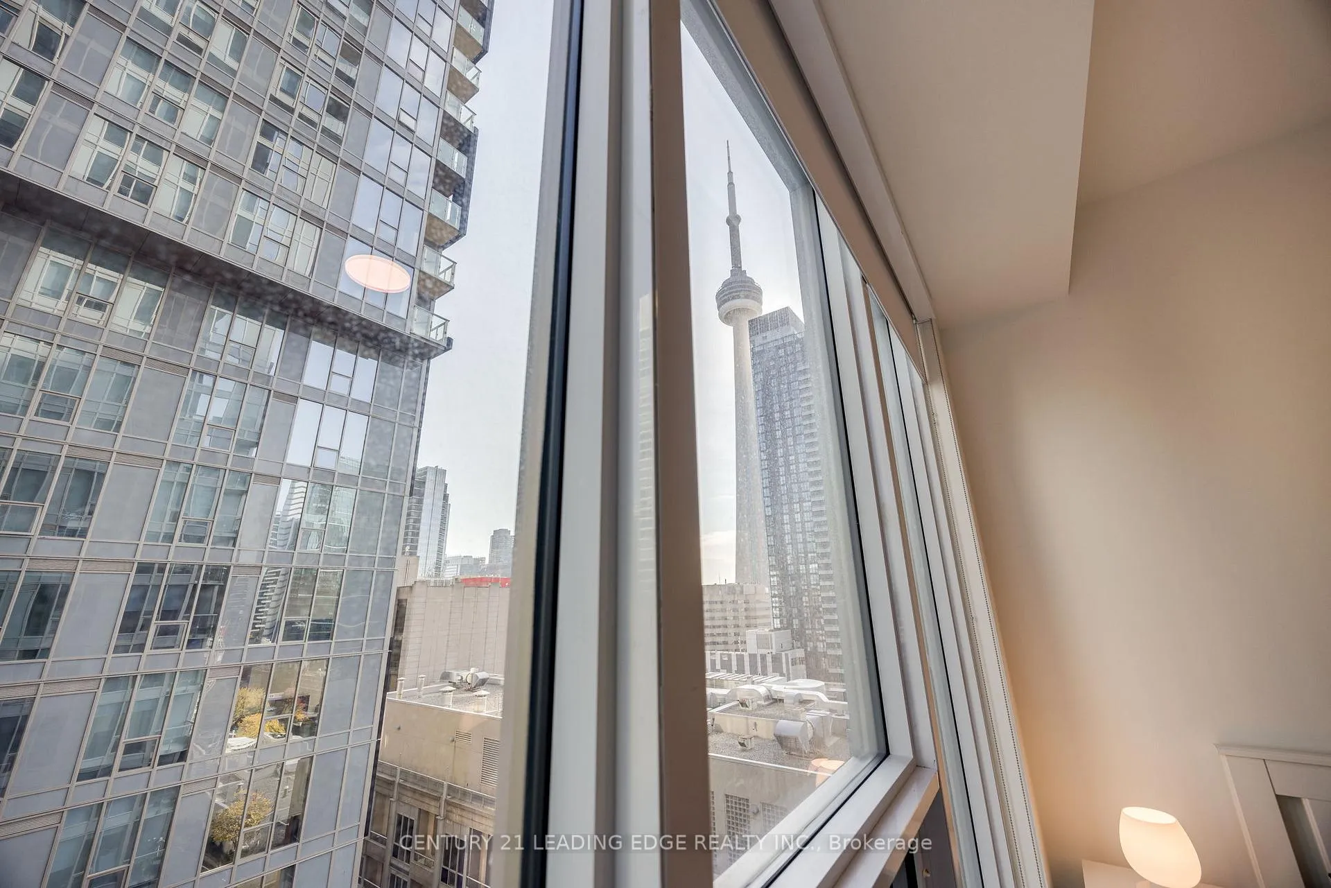 Photo 13 of Unit 1615, 35 Mercer Street, Toronto, Waterfront Communities — HOMEH
