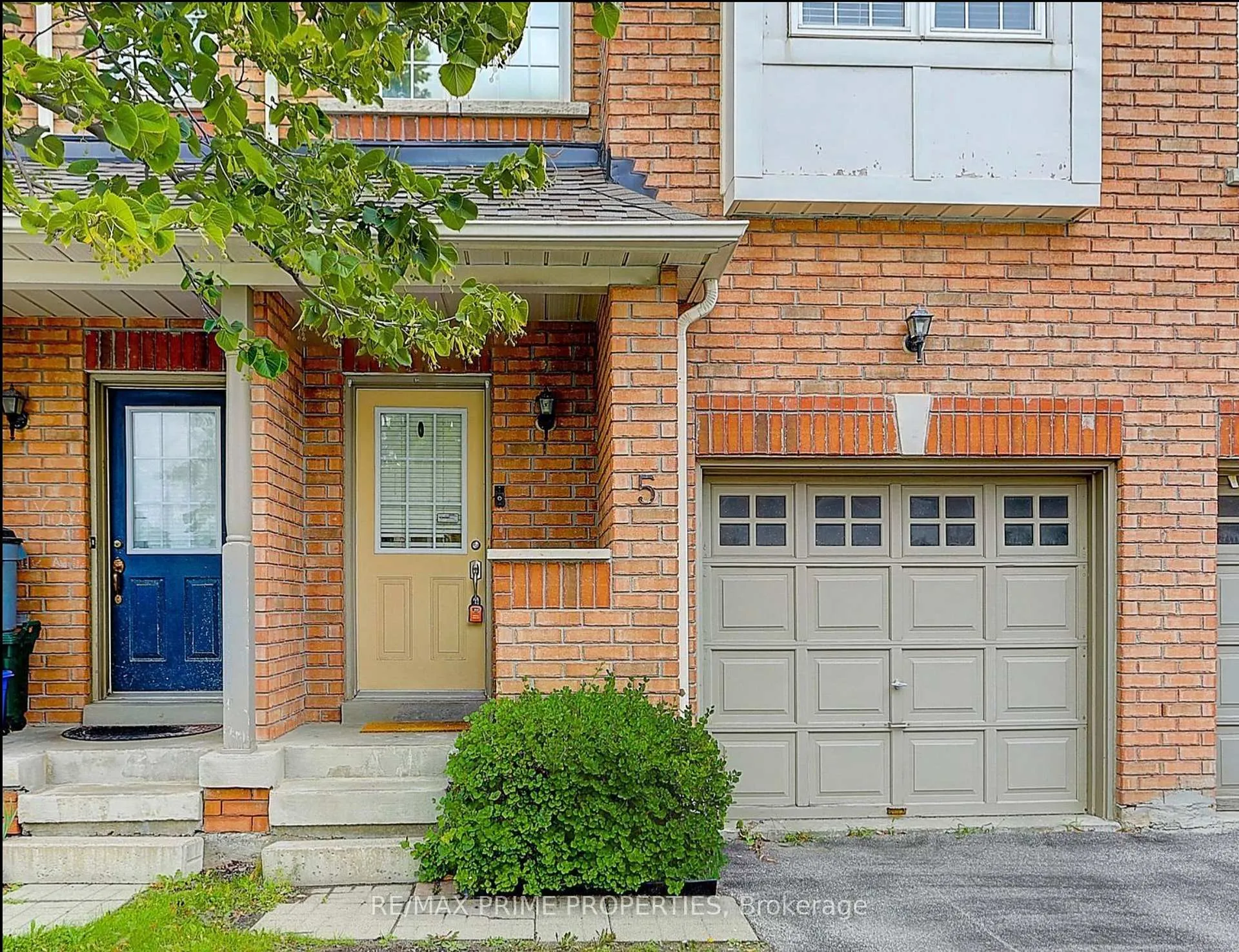 Photo 1 of 5 Woltner Way N, Markham, Village Green-South Unionville — HOMEH