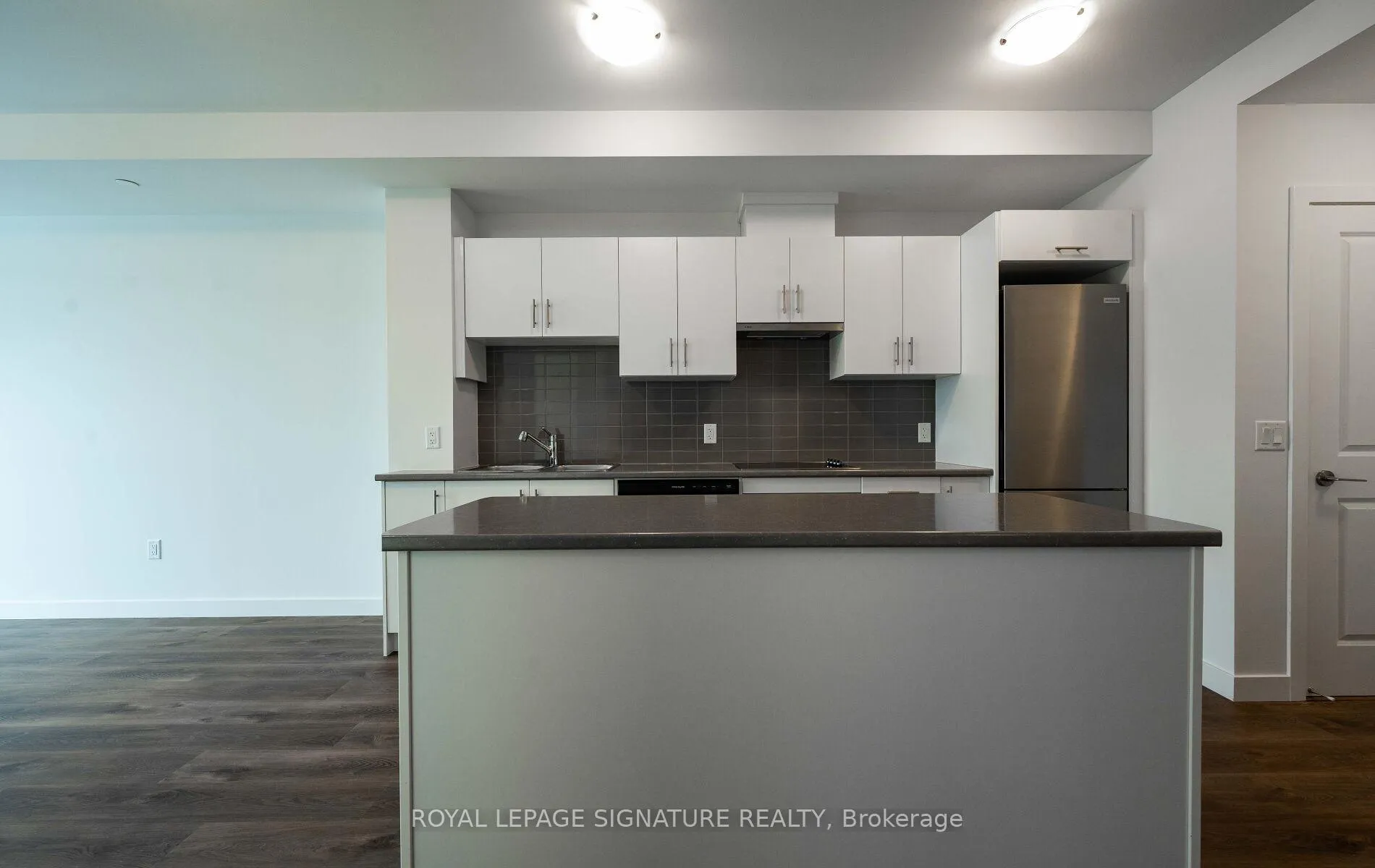 Photo 16 of Unit 303, 461 Green Road, Hamilton, Stoney Creek — HOMEH