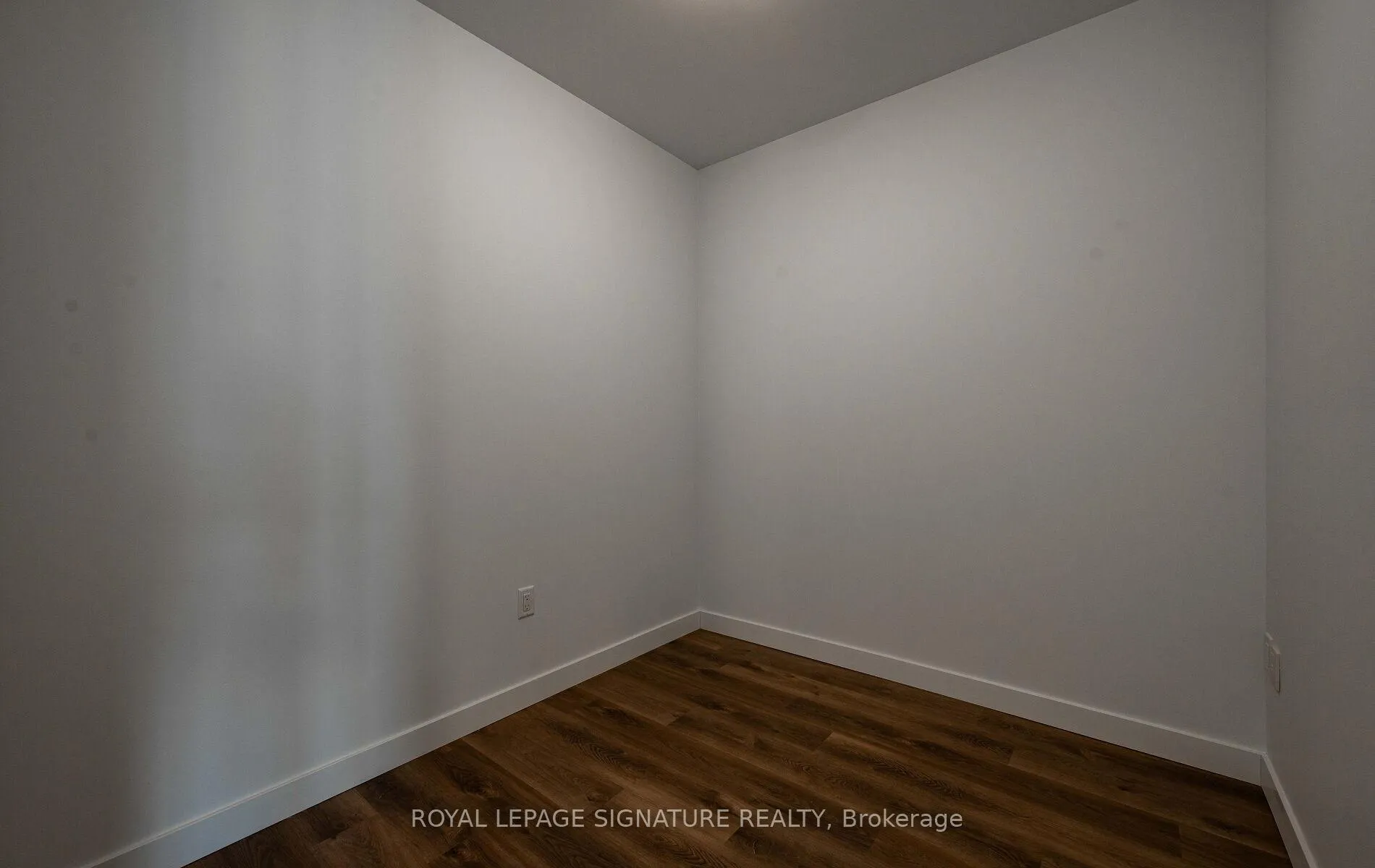 Photo 27 of Unit 303, 461 Green Road, Hamilton, Stoney Creek — HOMEH