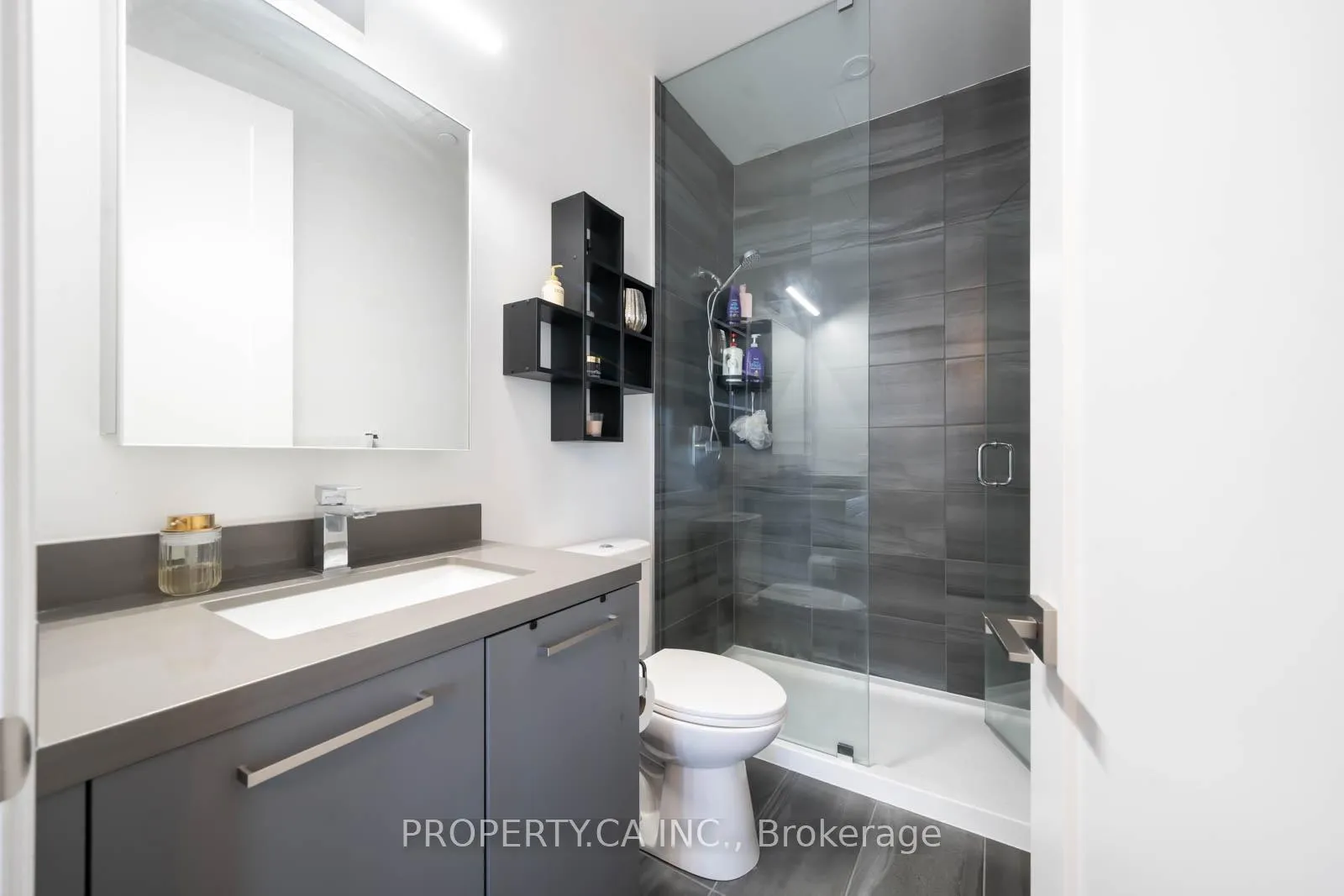 Photo 14 of Unit 3602, 12 Gandhi Lane, Markham, Commerce Valley — HOMEH