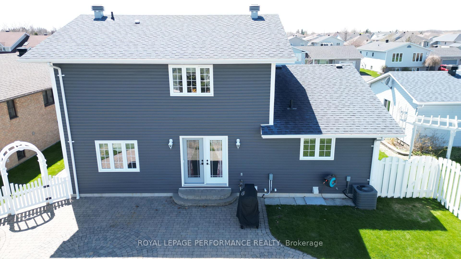 Photo 12 of 1729 MacIntyre Avenue, Cornwall — HOMEH